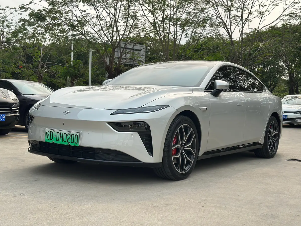 Dongfeng Eπ007
