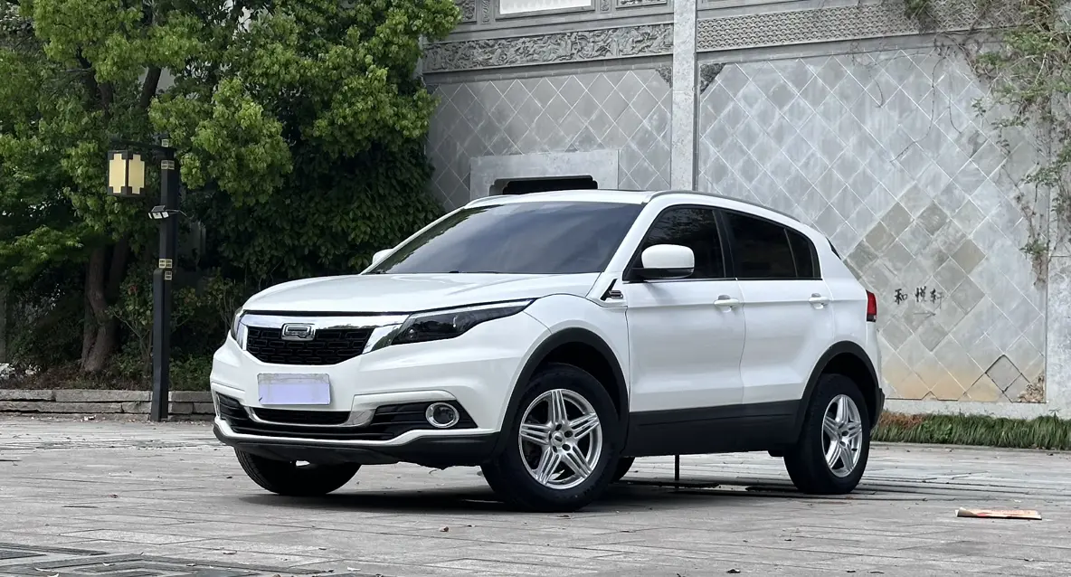 Qoros 5