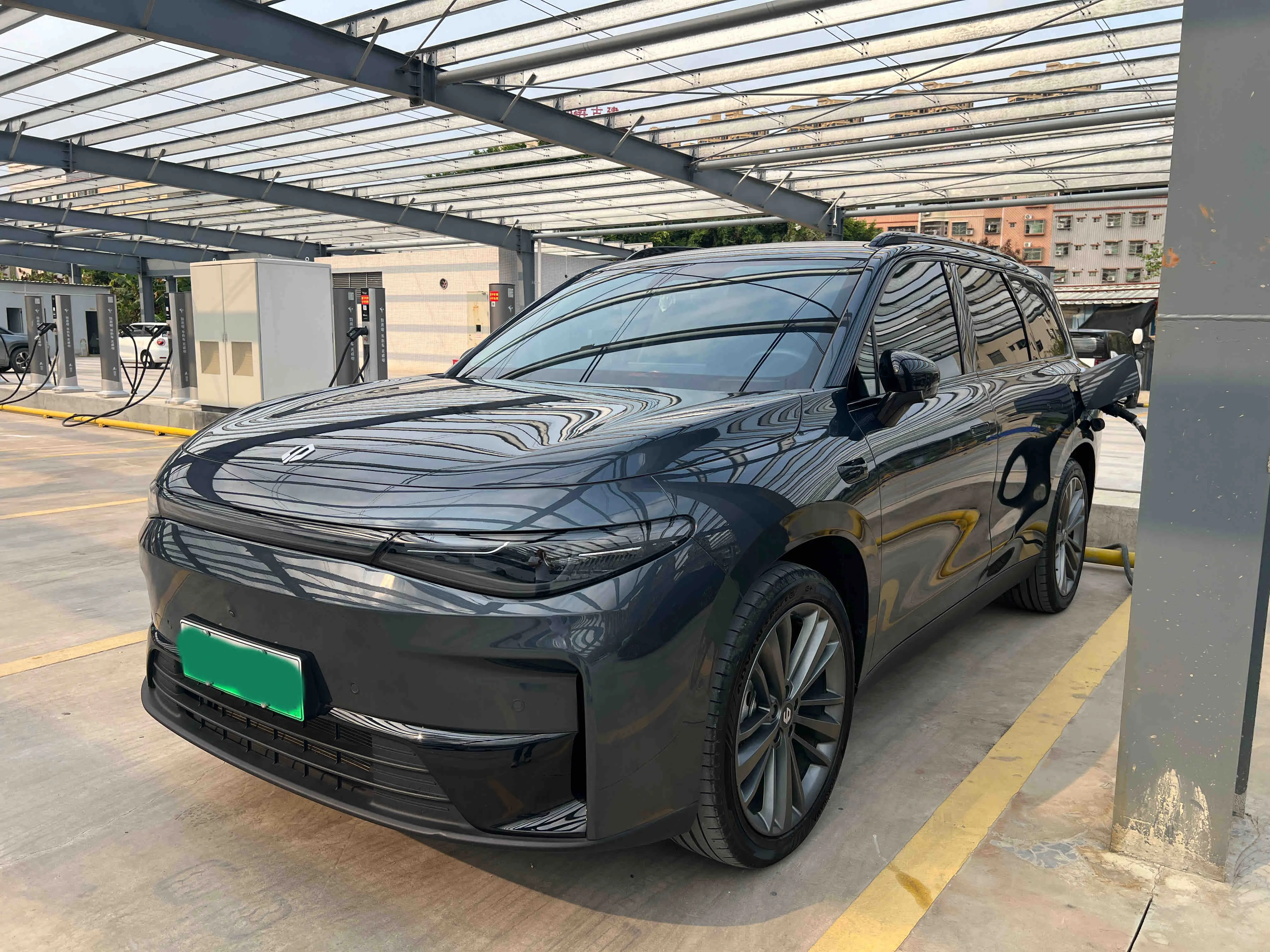 Leapmotor C16