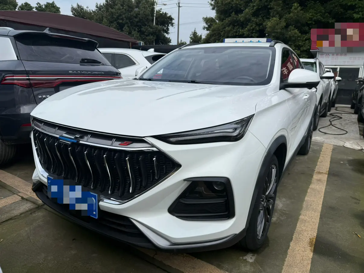 Oshan Changan Auchan X5