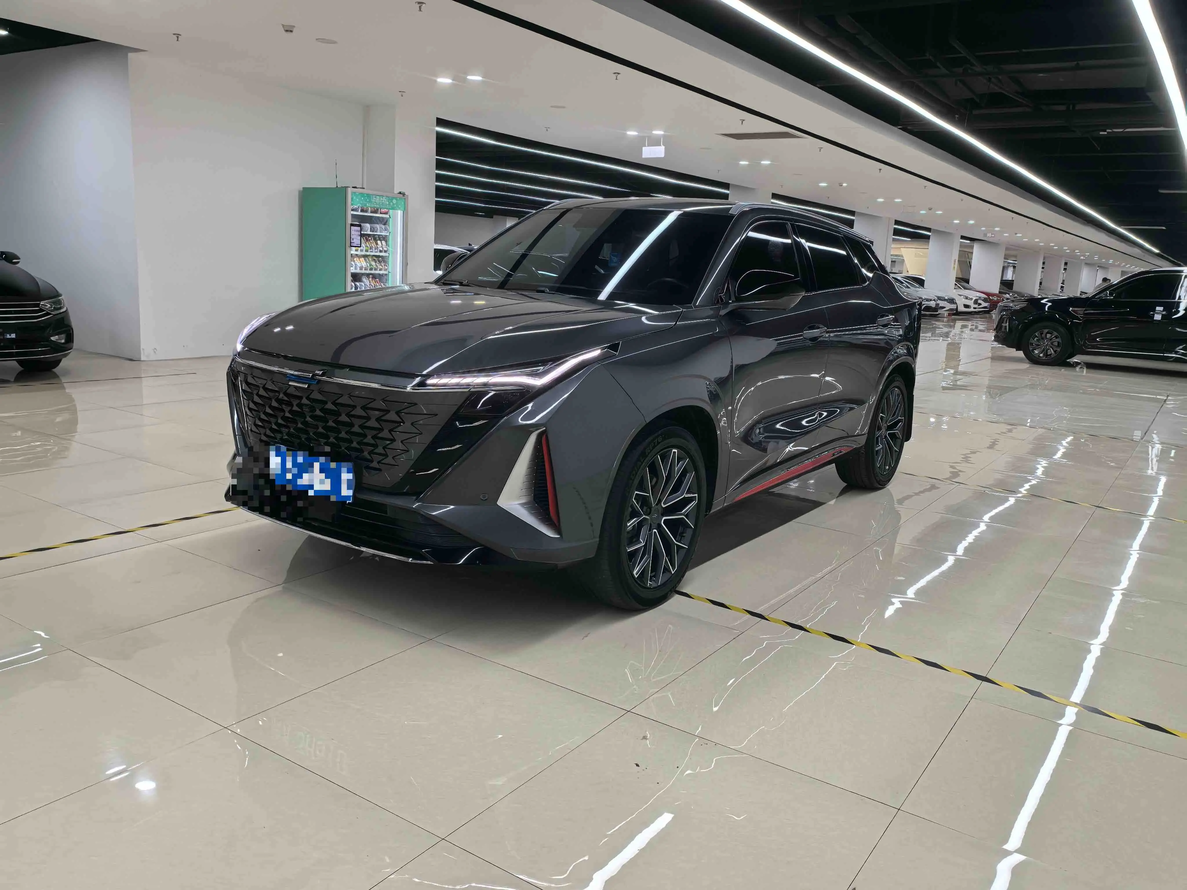 Oshan Changan Auchan Z6