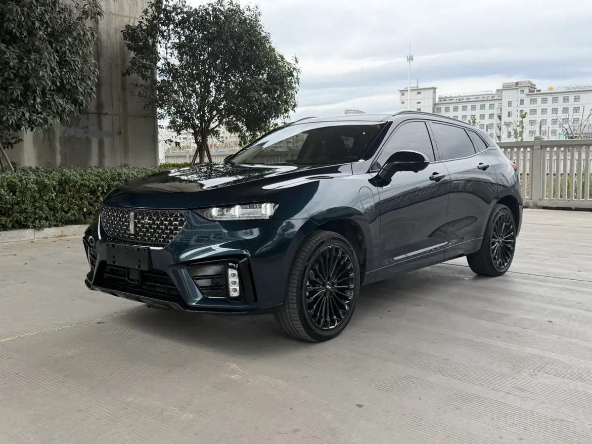 Wey Wei brand VV7 PHEV