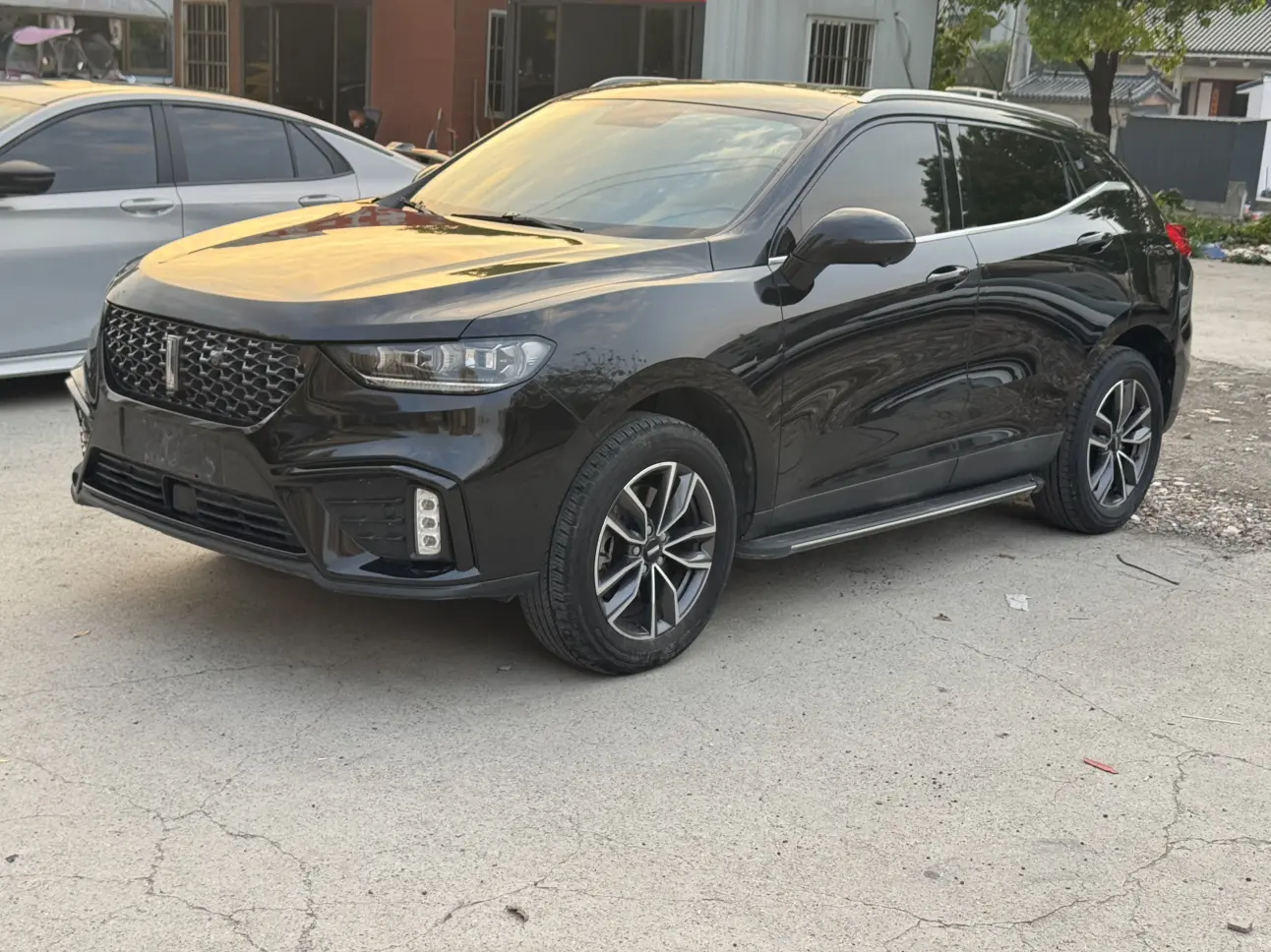 Wey Wei brand VV5