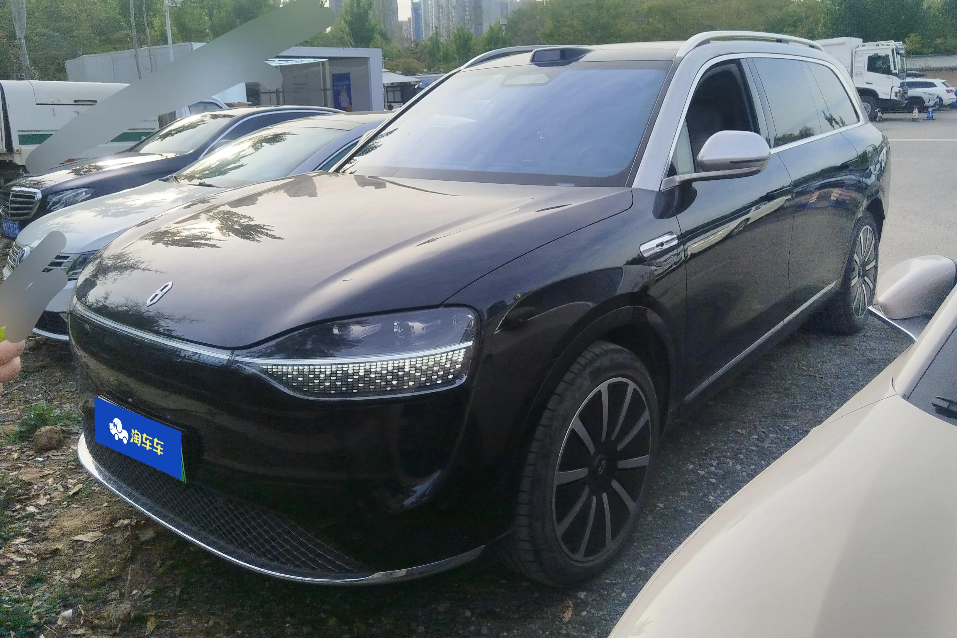 AITO M9