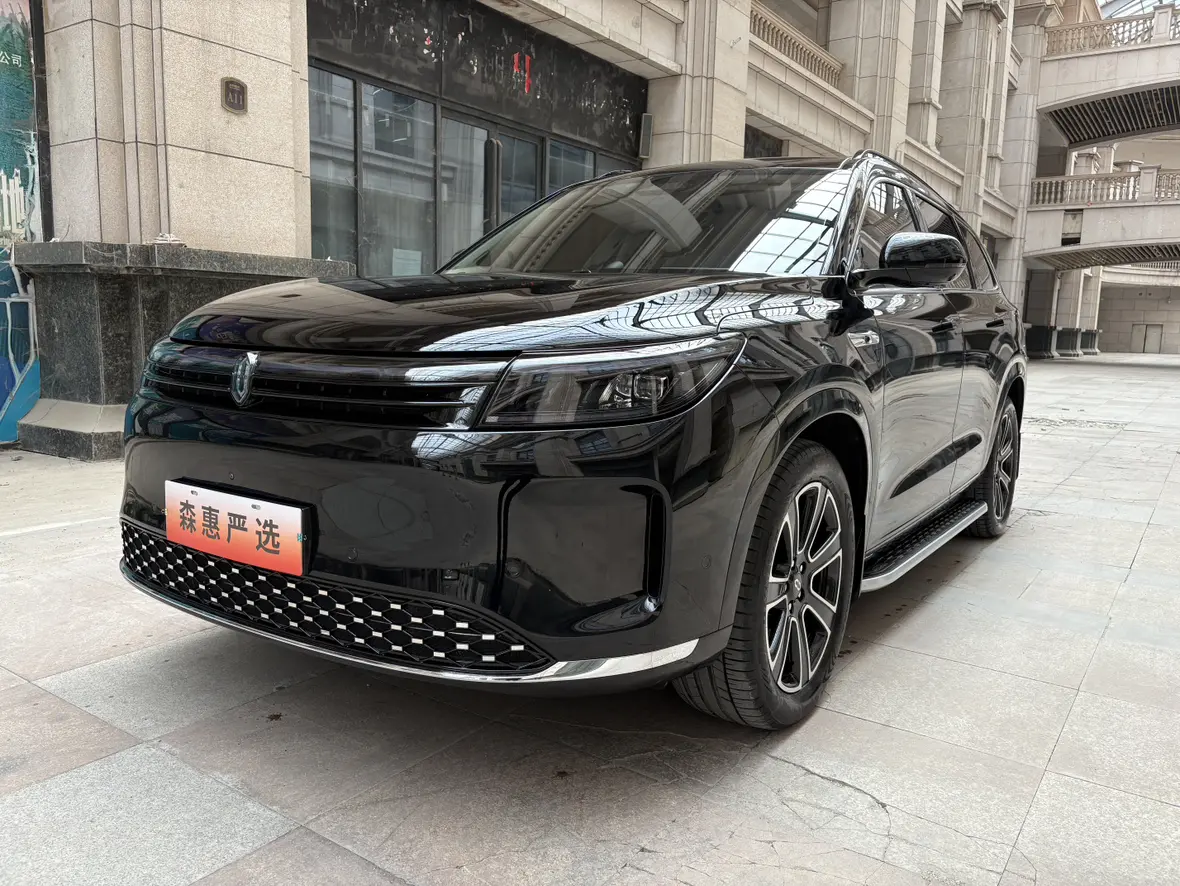AITO M7