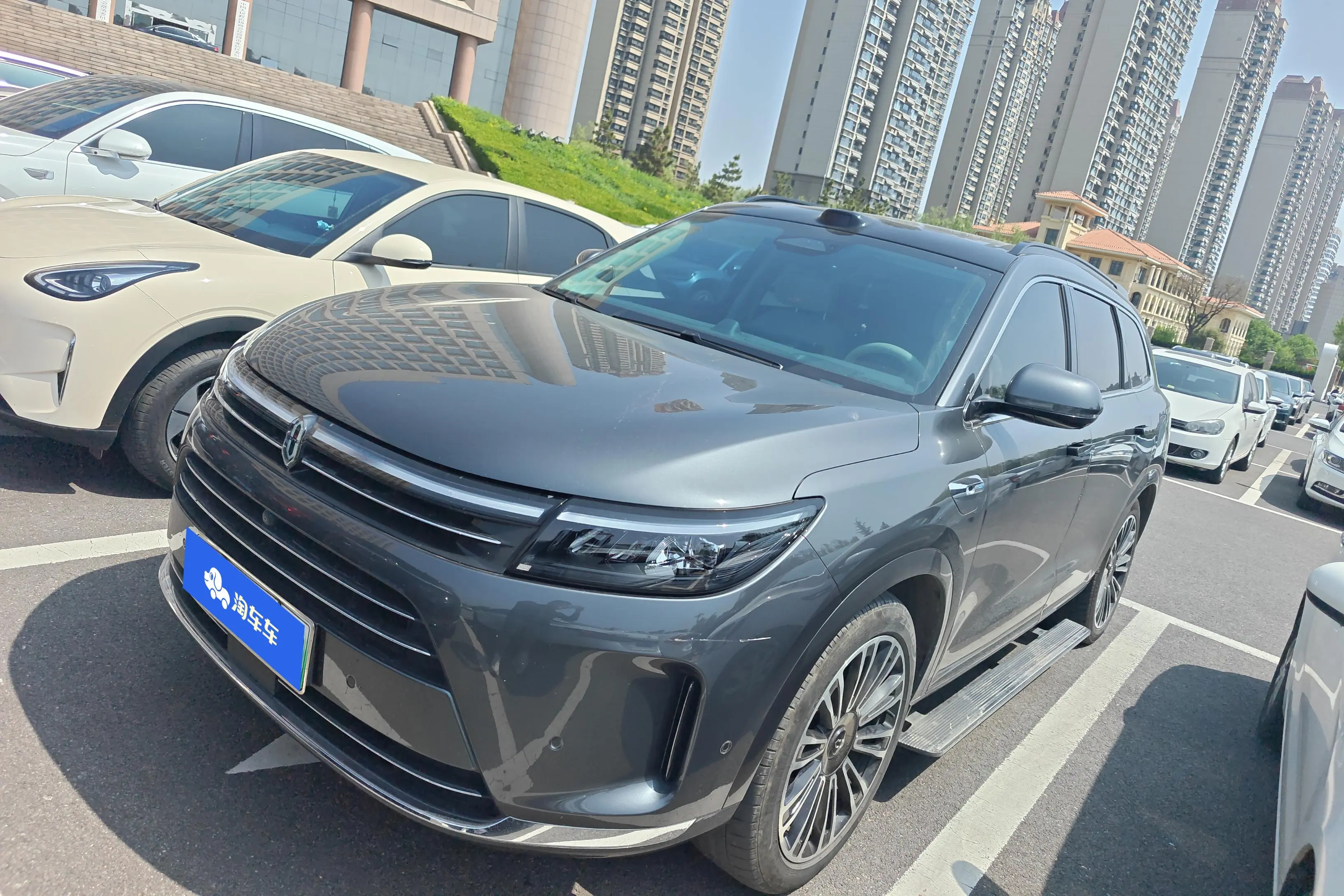 AITO M7