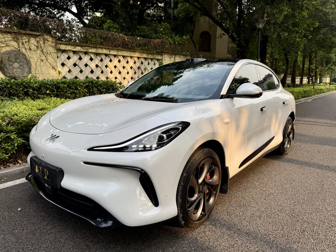 Zhiji LS6