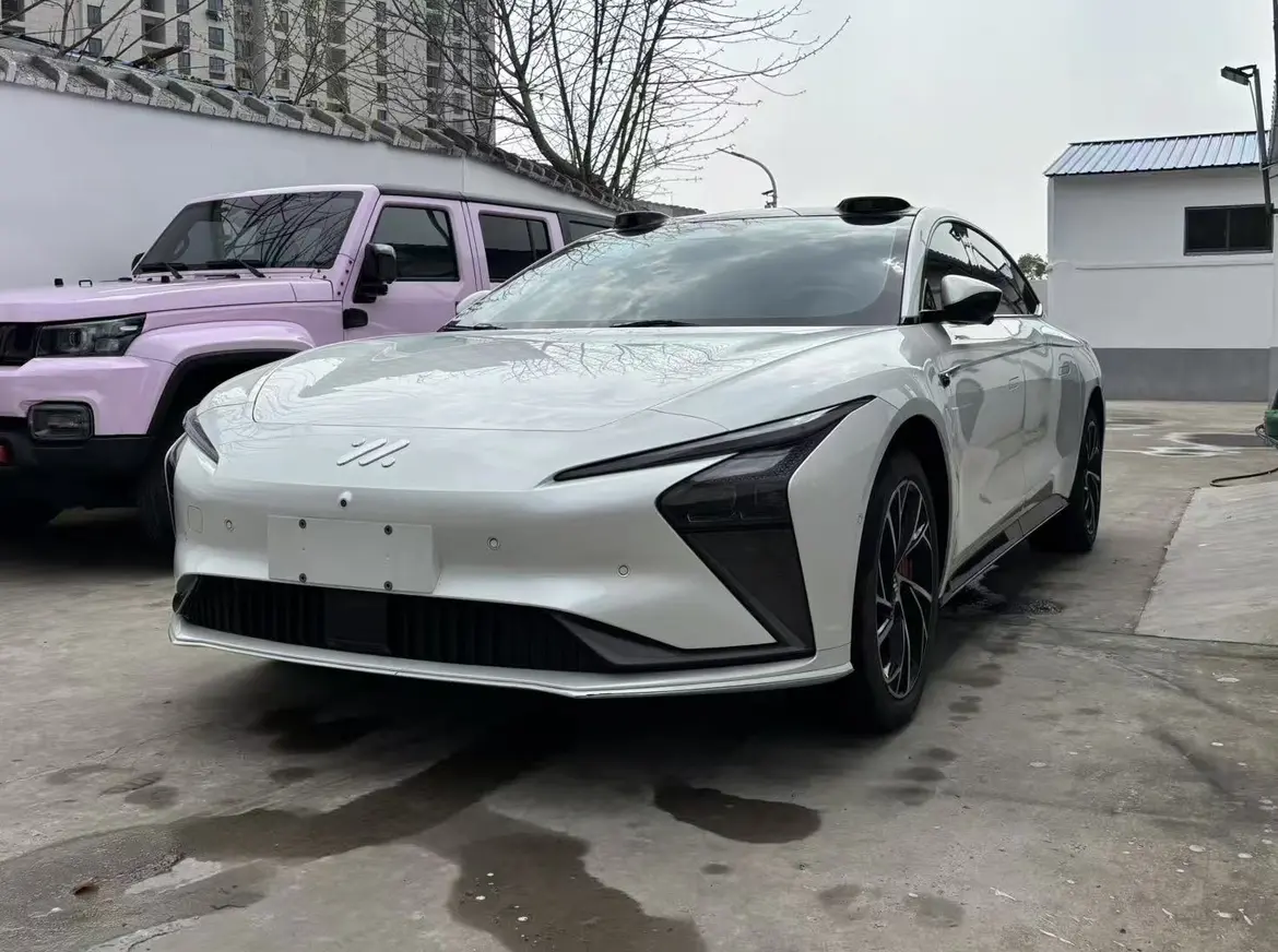 Zhiji L7