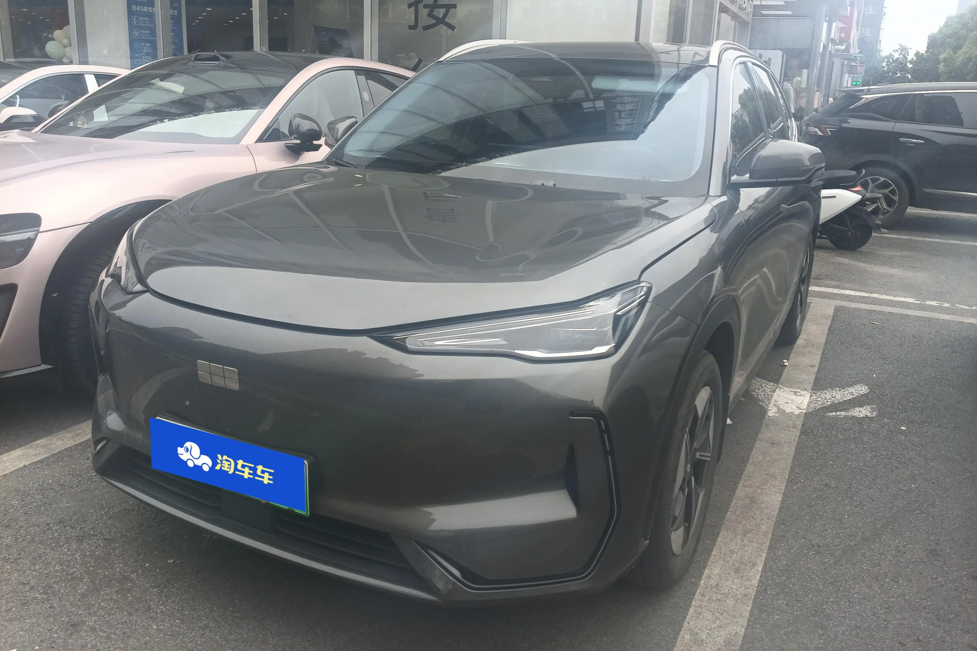 Geely Galaxy E5