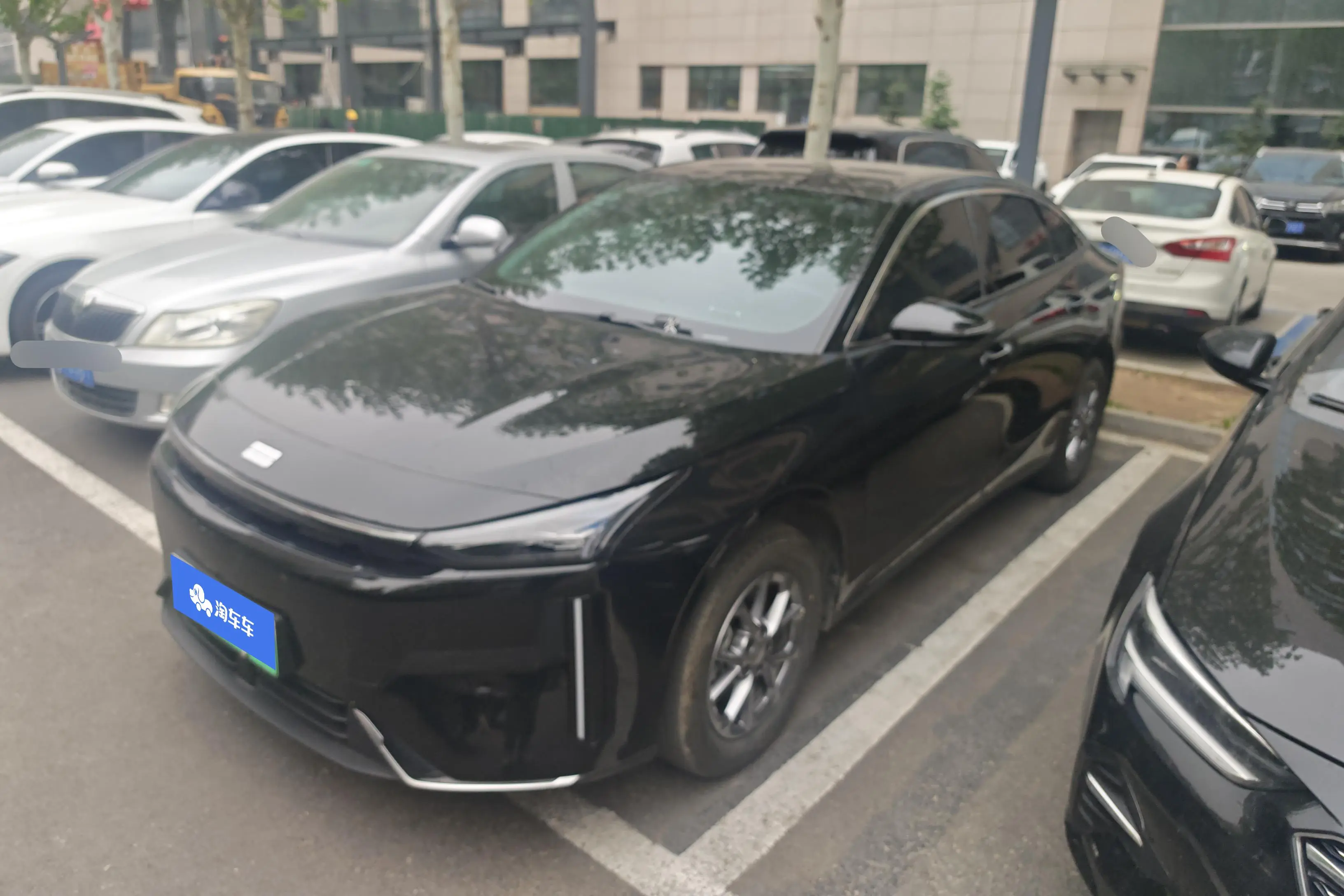 Geely Galaxy L6
