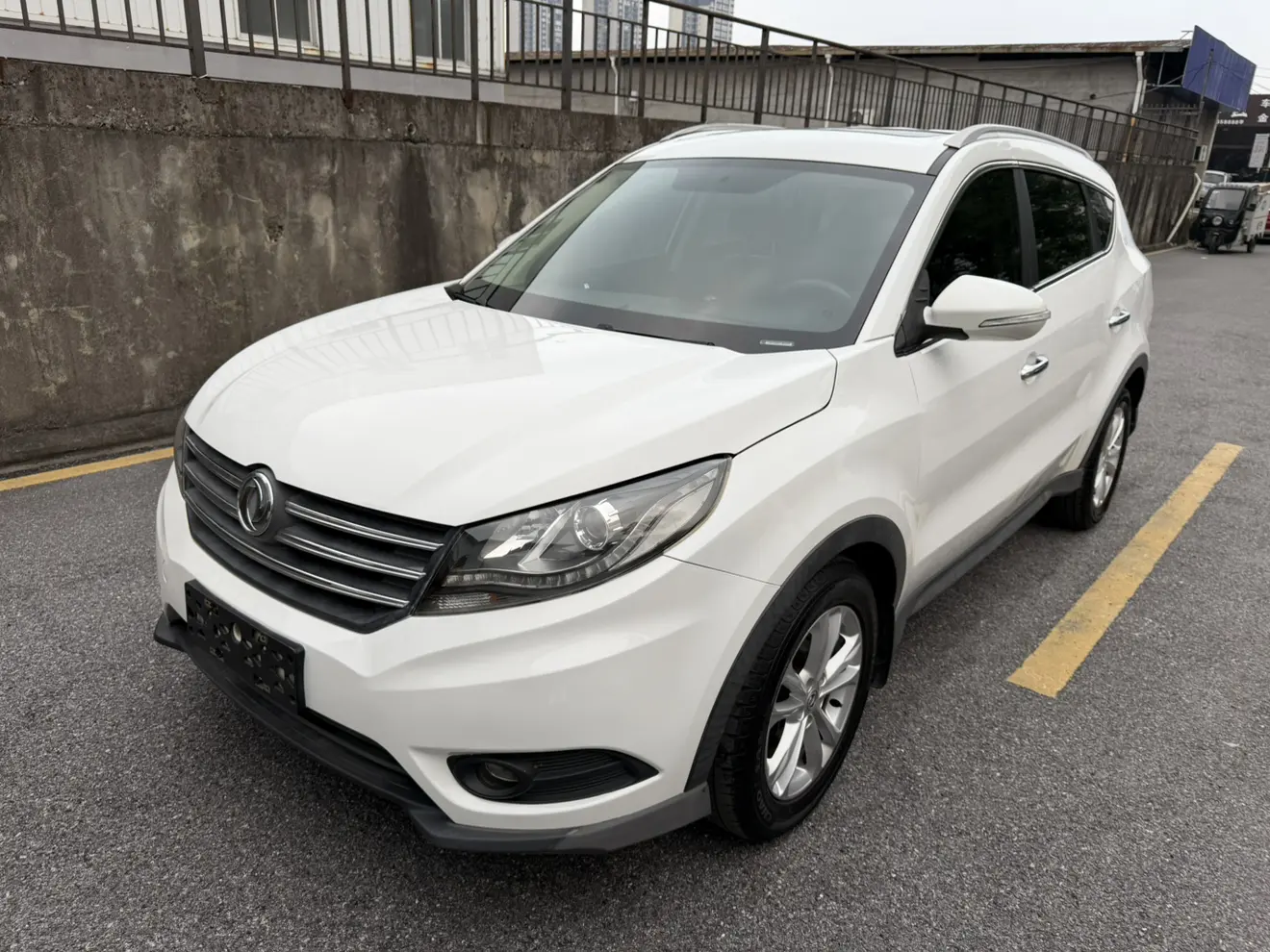 Dongfeng Fengon 580