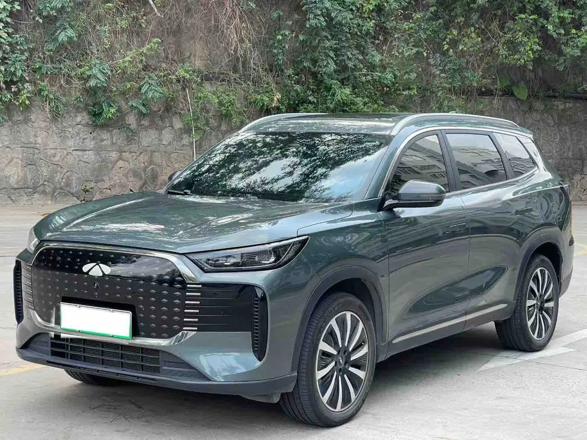 Chery Fengyun T8