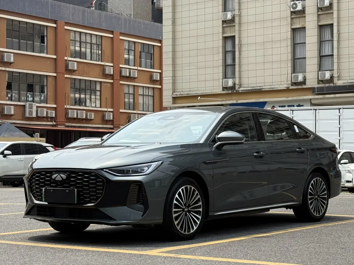 Chery Fengyun A8L