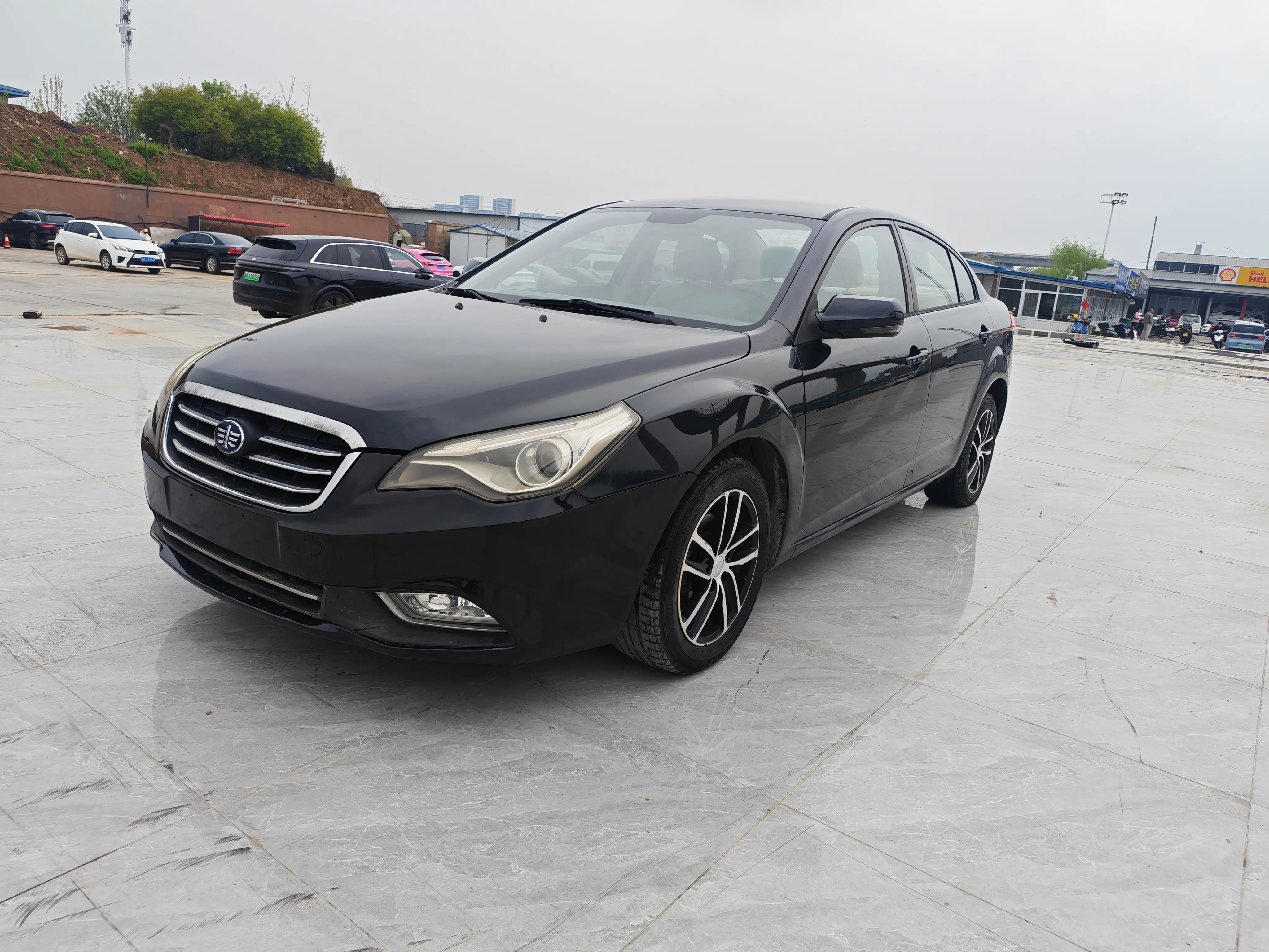 FAW Bestune B50