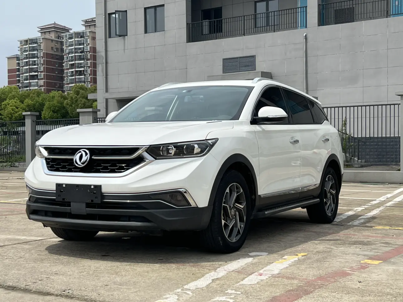 Dongfeng Fengshen AX7