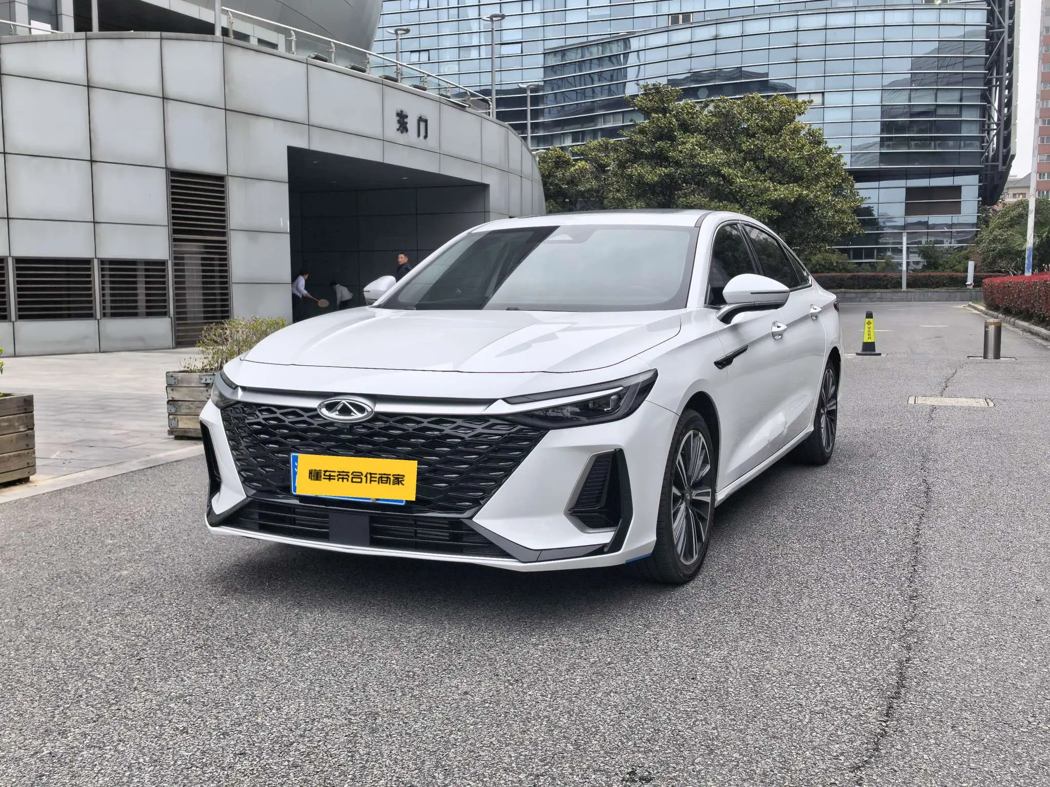 Chery Arrizo 8