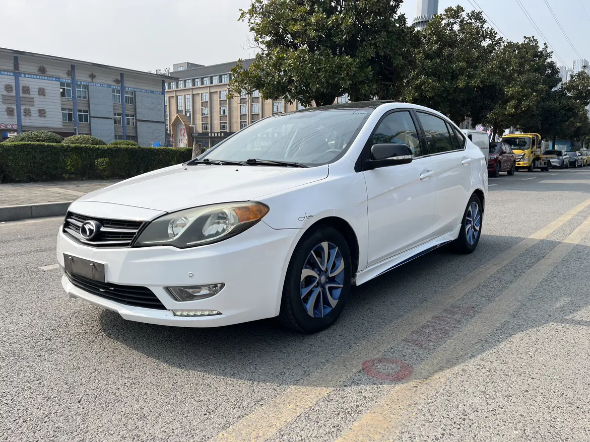 SOUEAST V5 Lingzhi