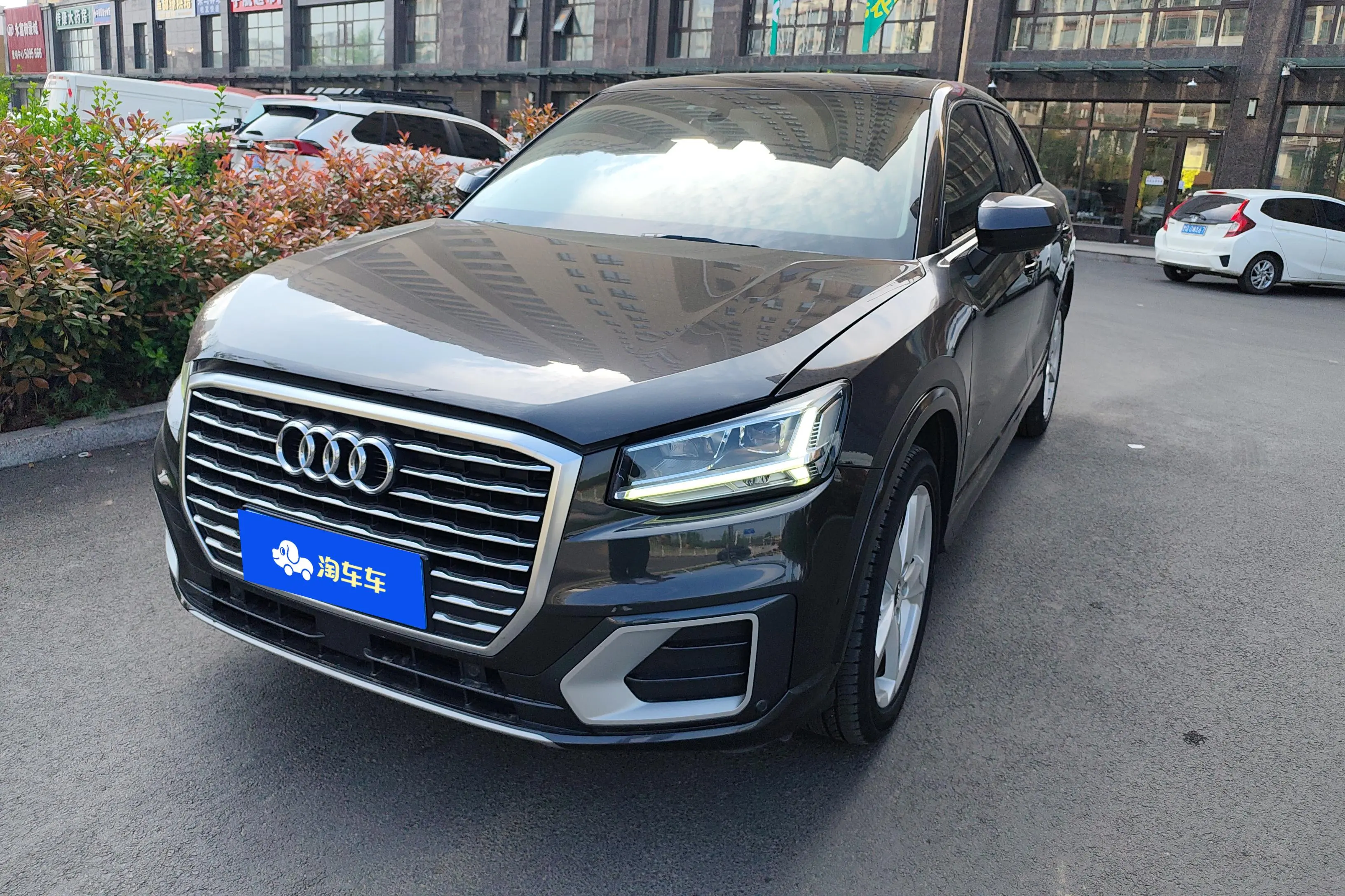 Audi Q2L
