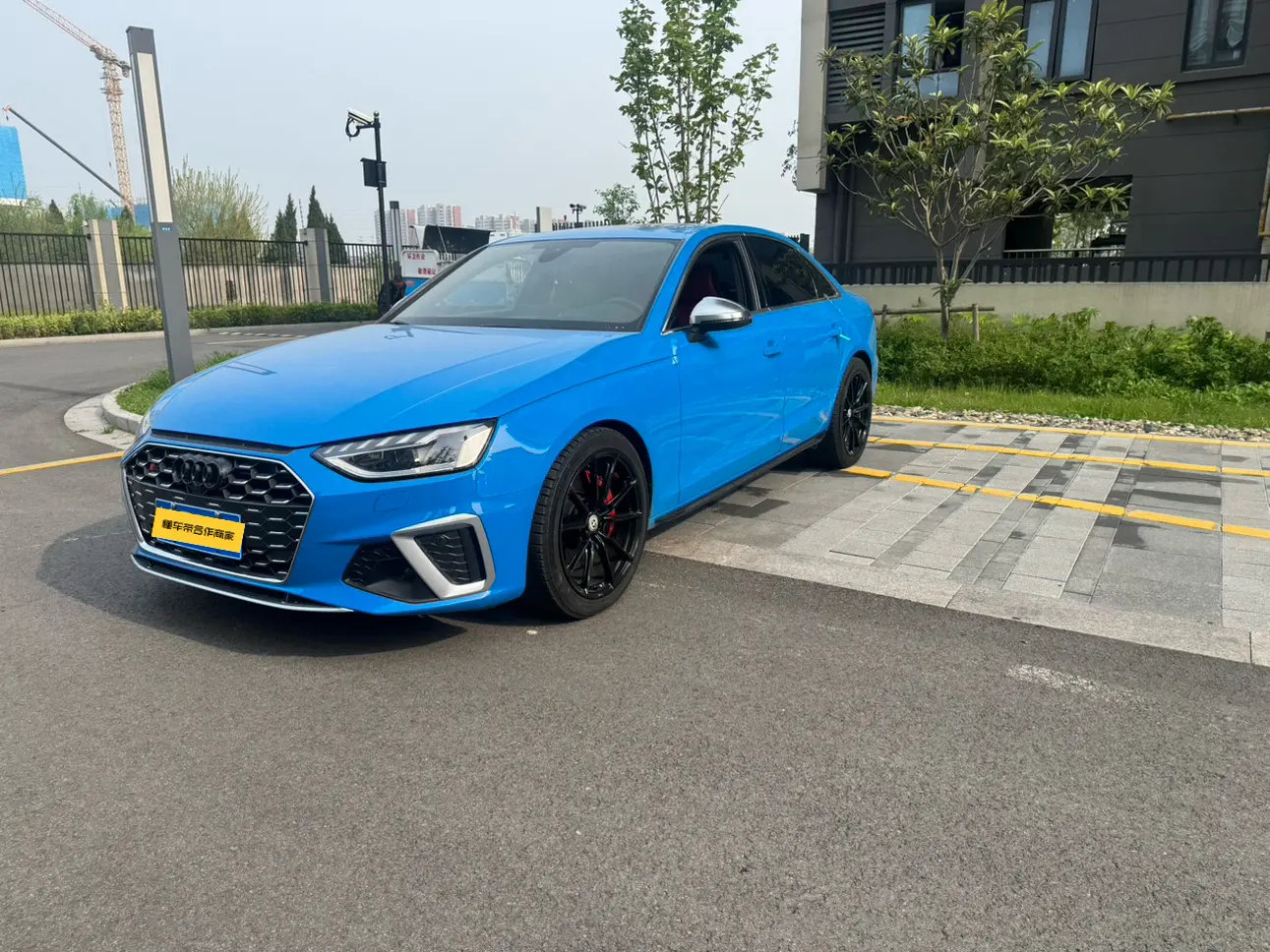 Audi S4