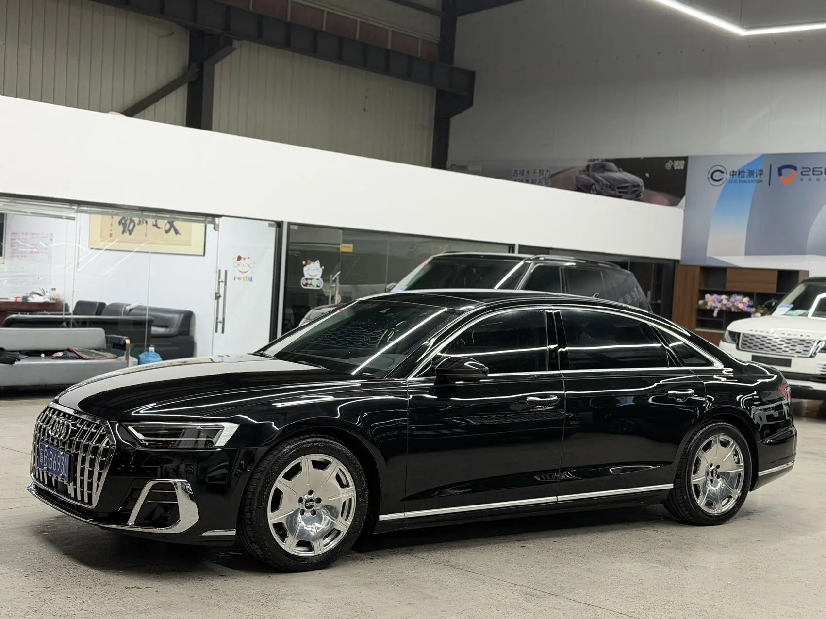 Audi A8