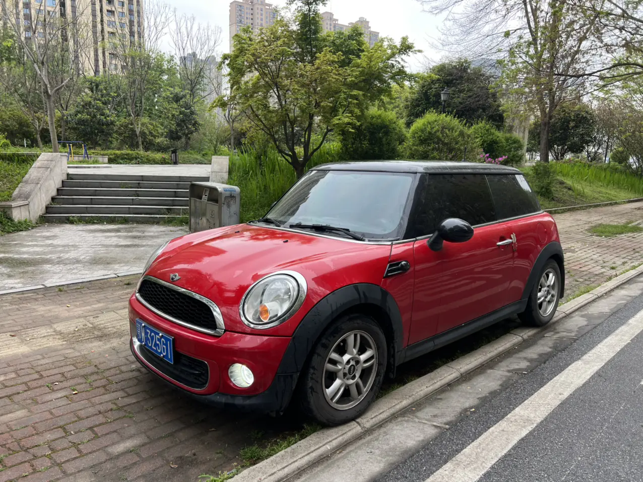 MINI MINI