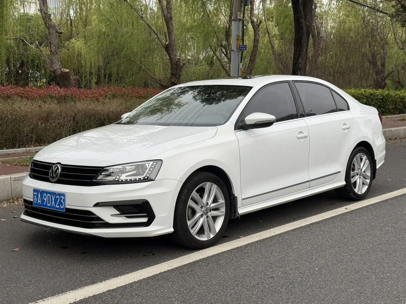 Volkswagen Sagitar