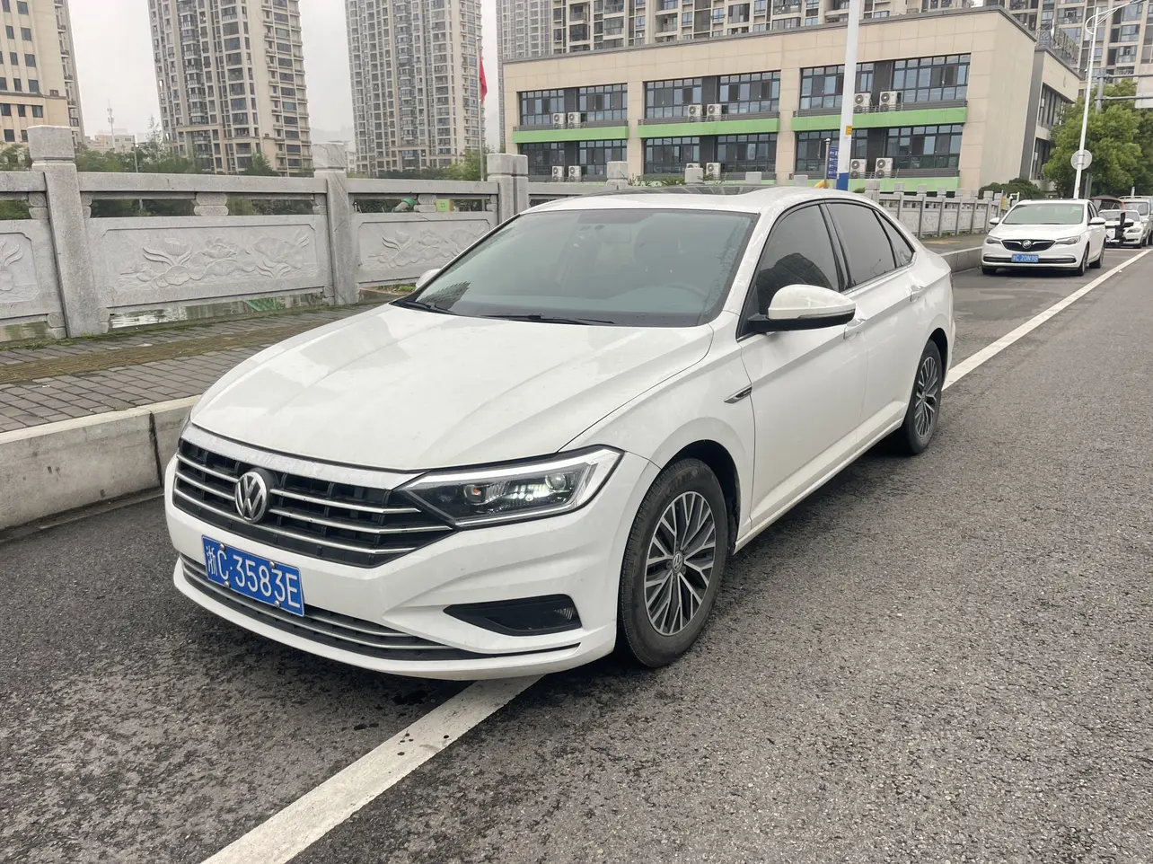 Volkswagen Sagitar