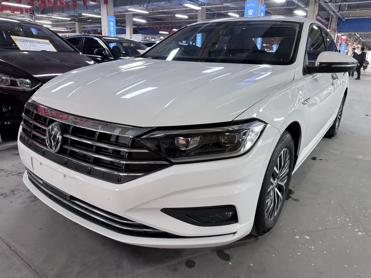 Volkswagen Sagitar