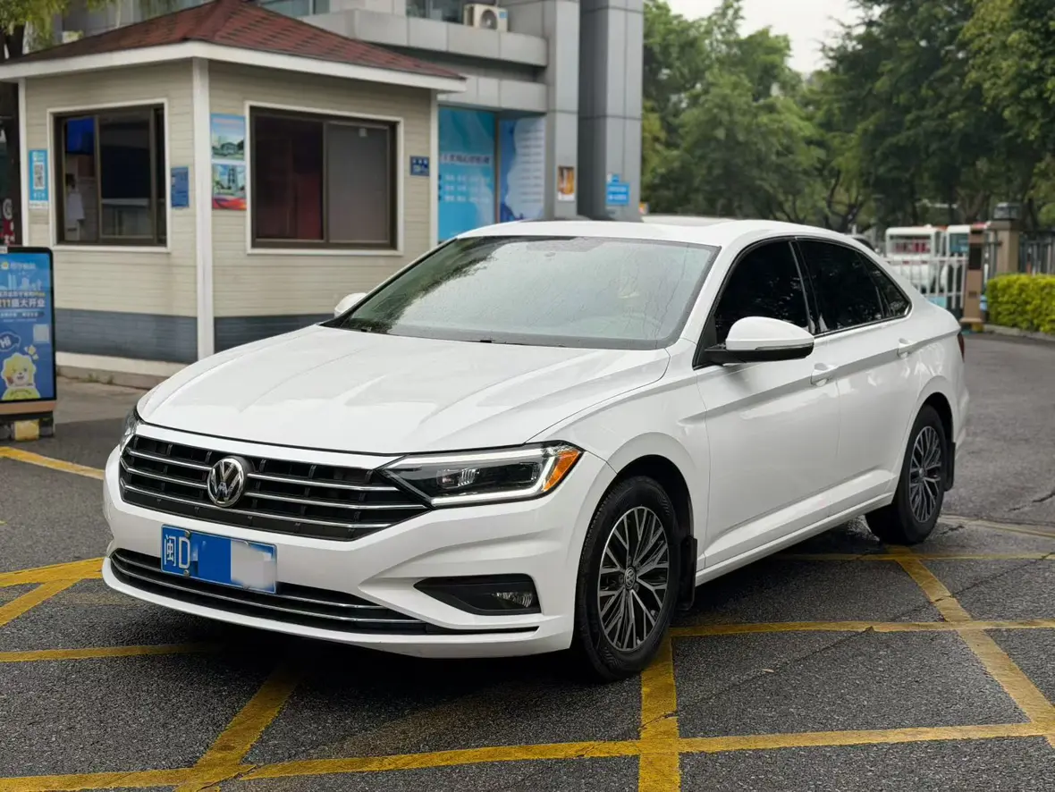 Volkswagen Sagitar