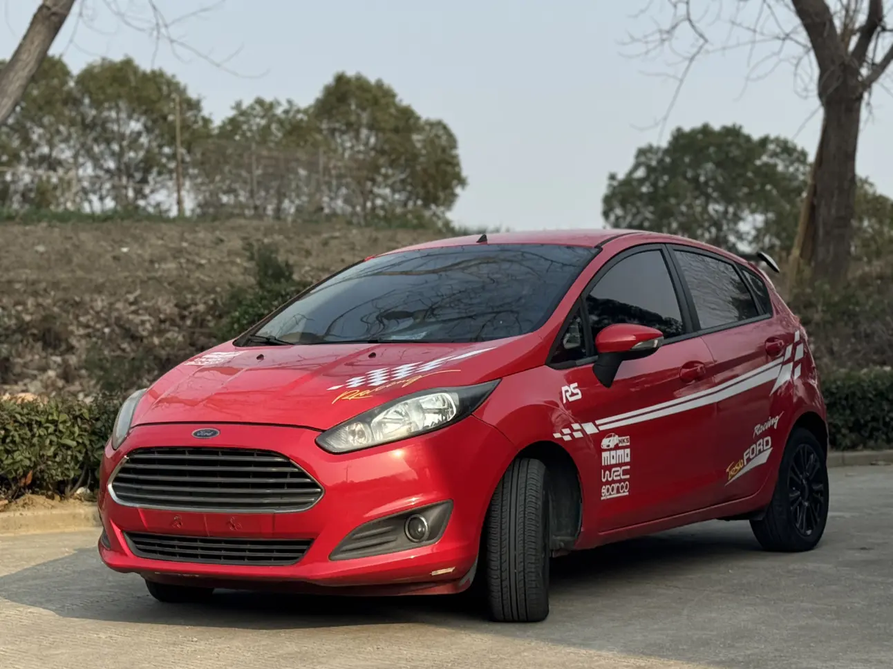 Ford Carnival