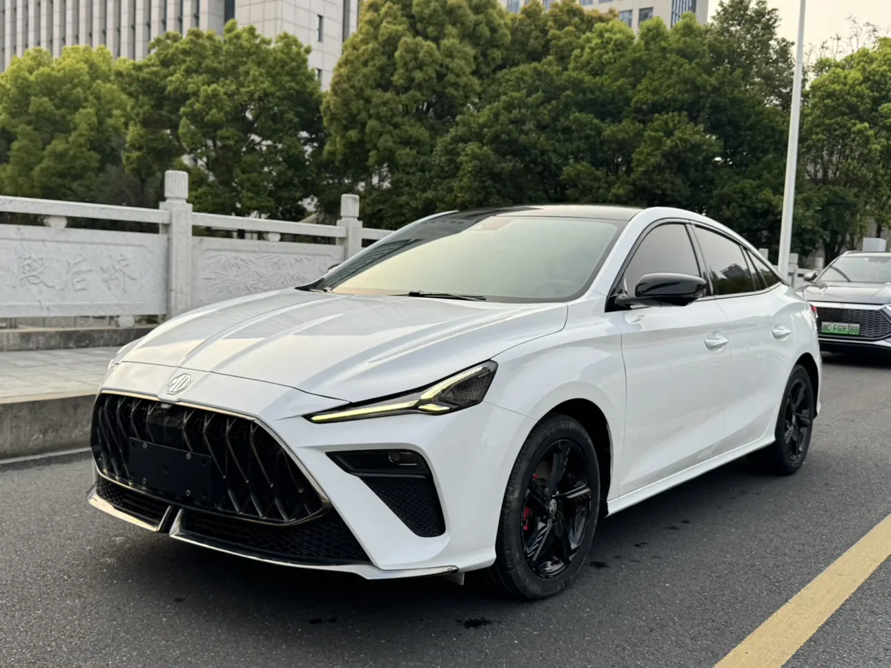 MG 5 Scorpio