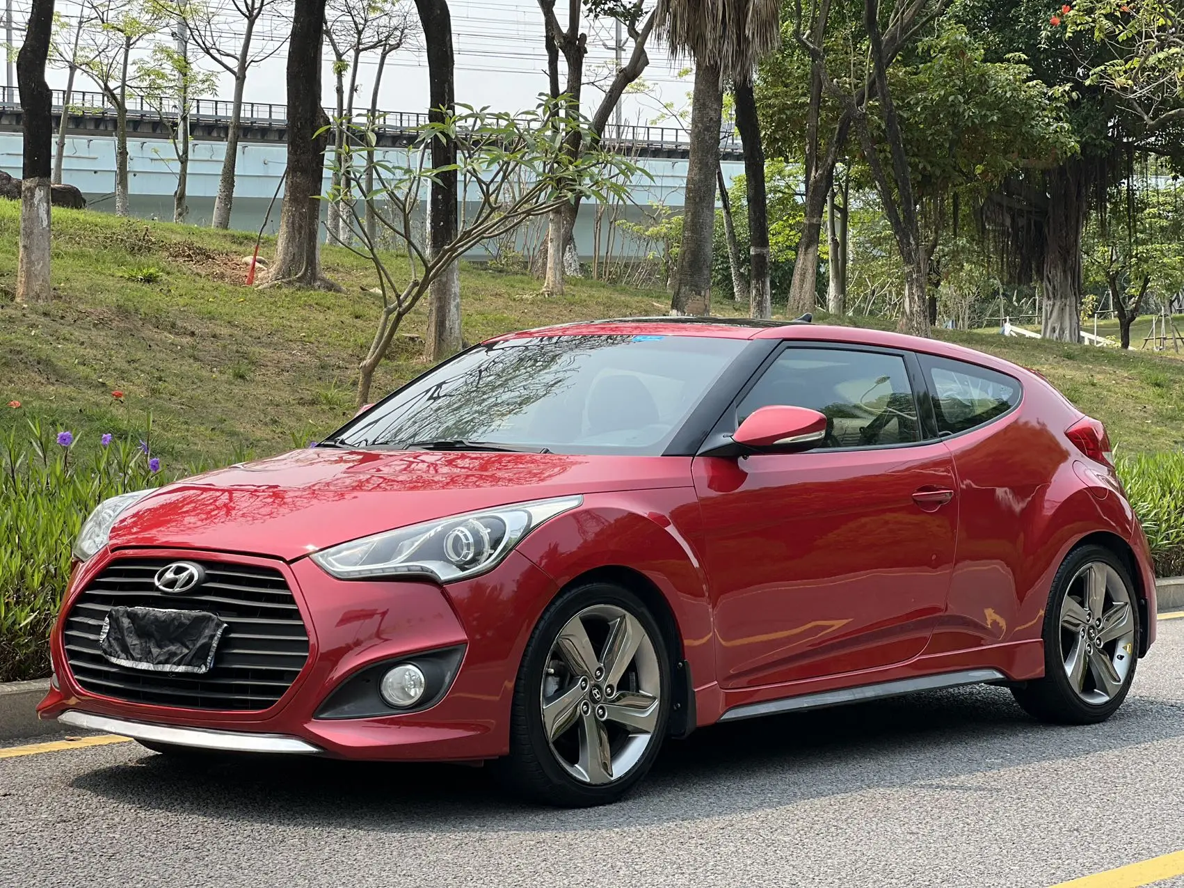 Hyundai Veloster