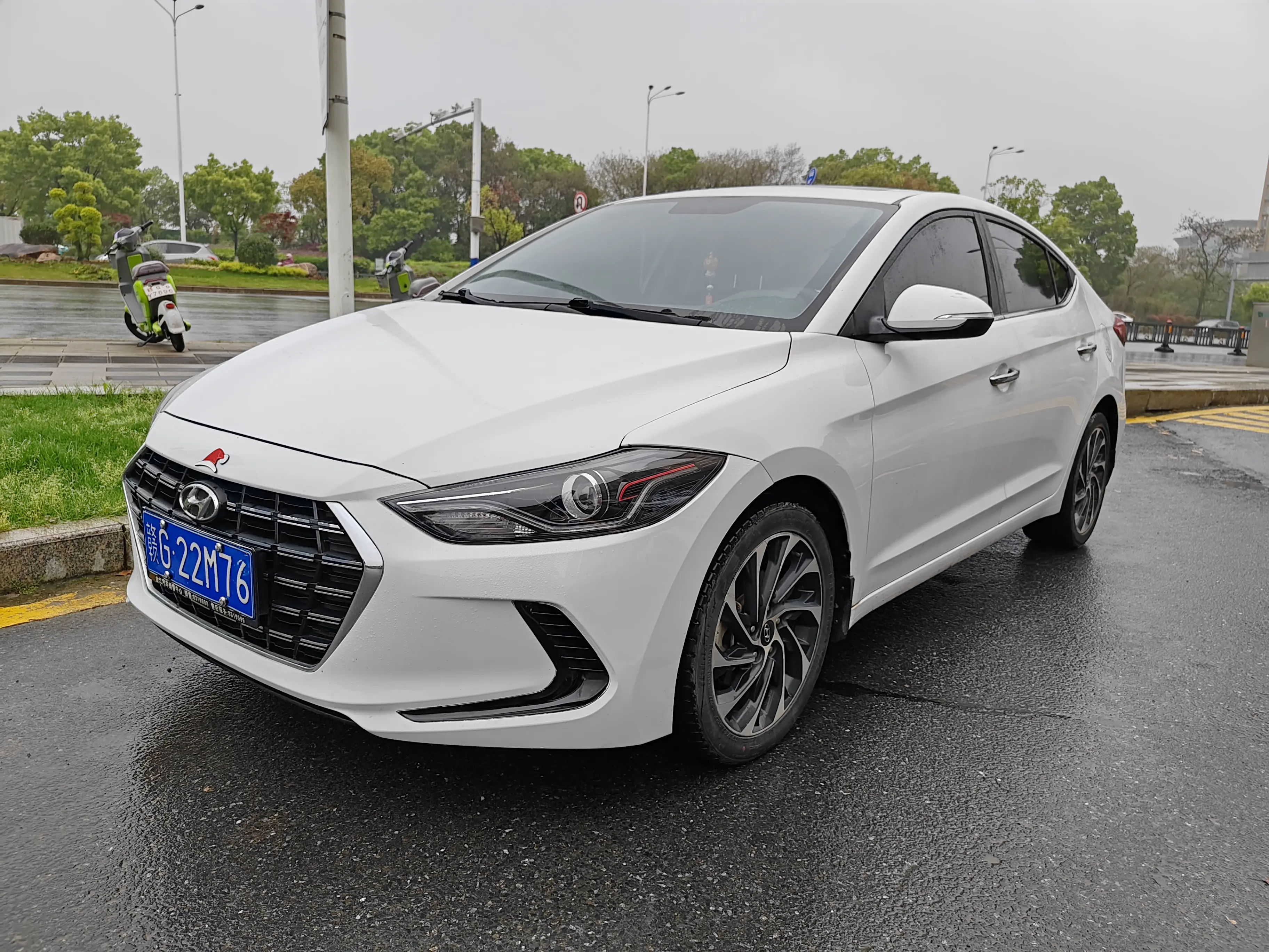 Hyundai Lead