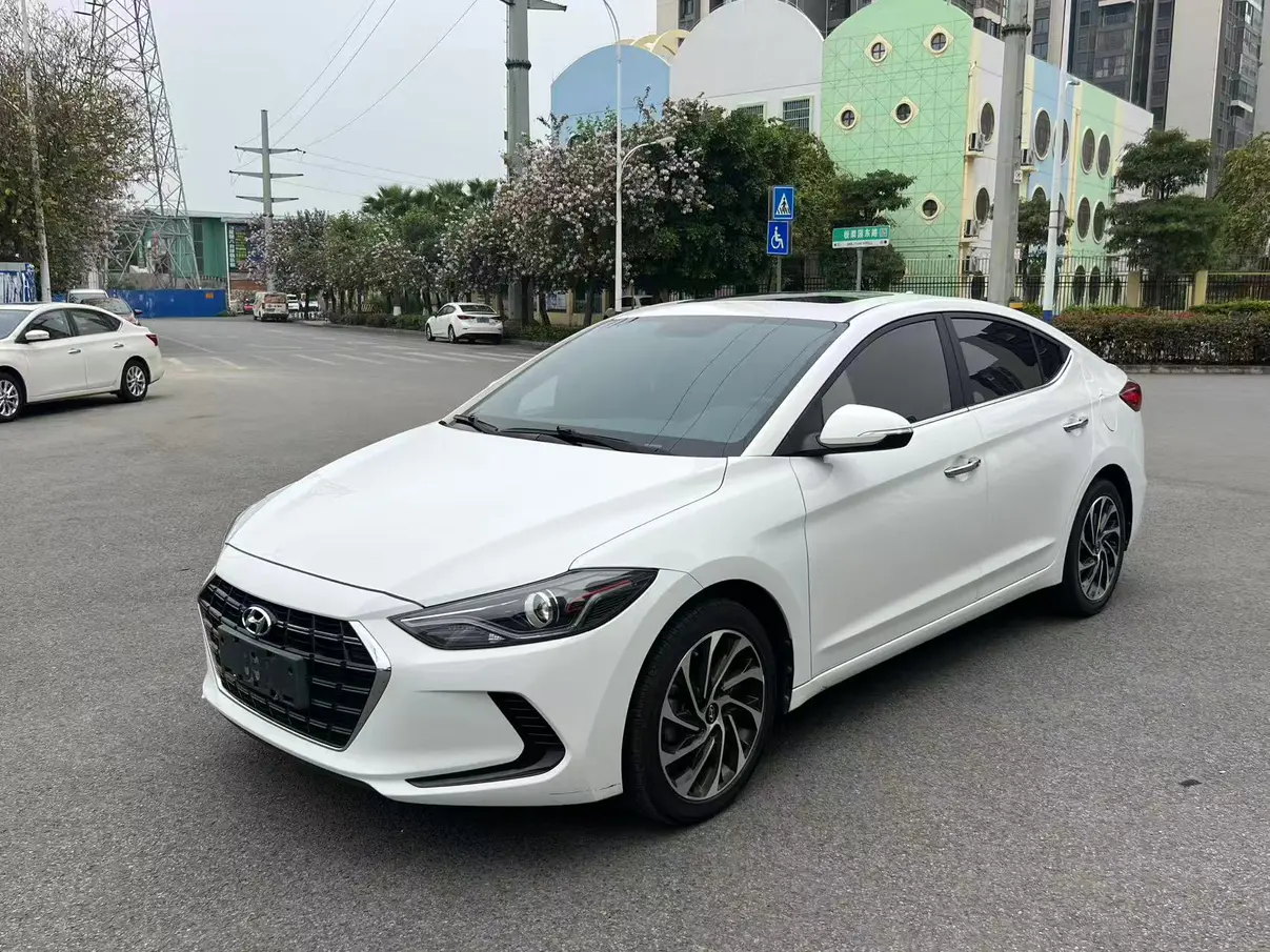 Hyundai Lead