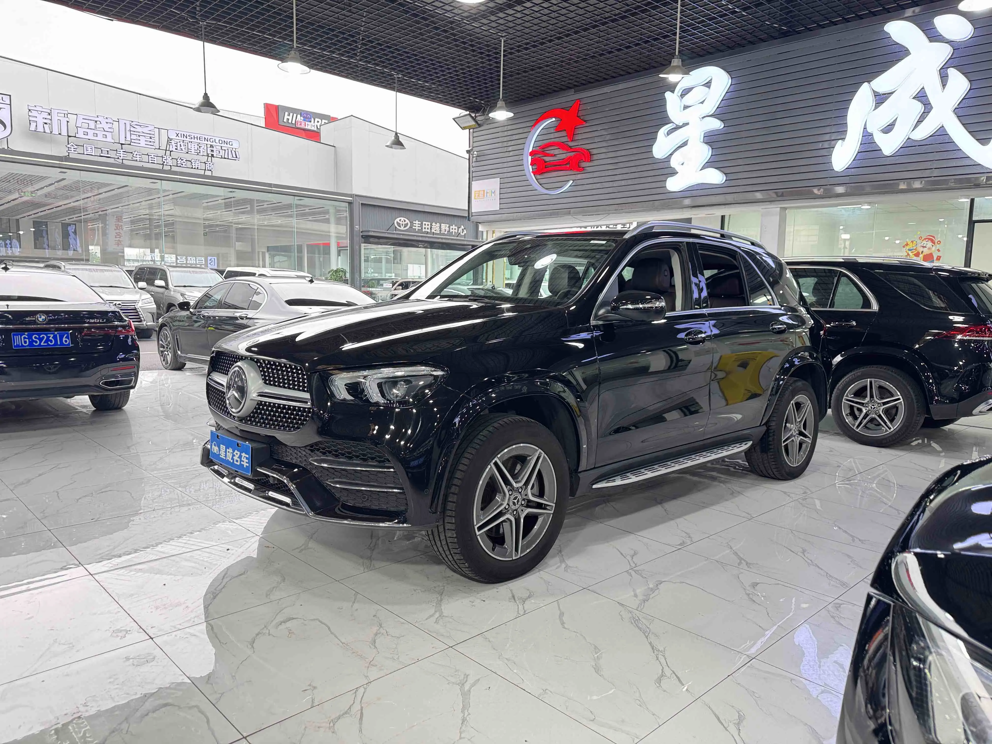 Mercedes-Benz GLE (Imported)