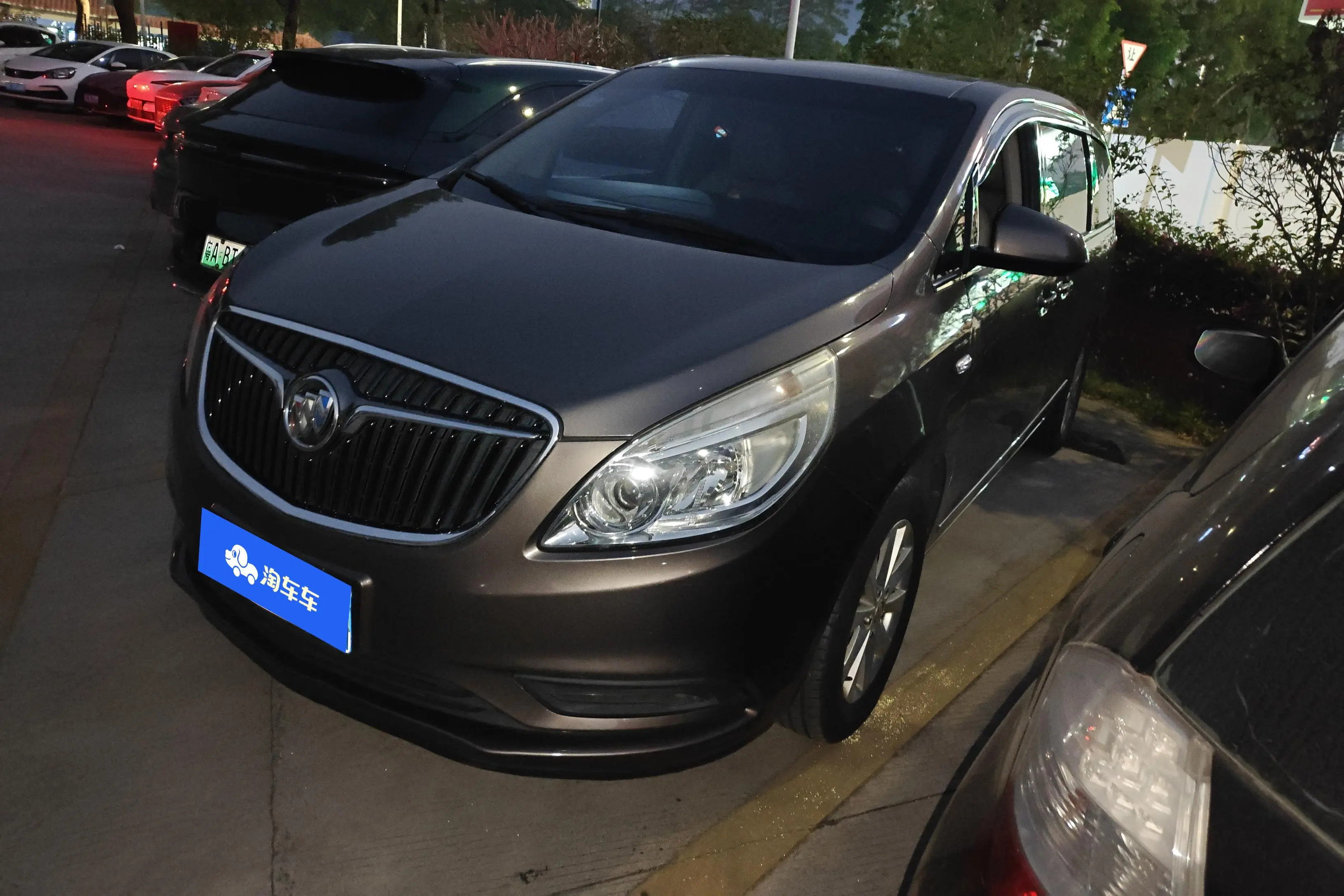 Buick GL8