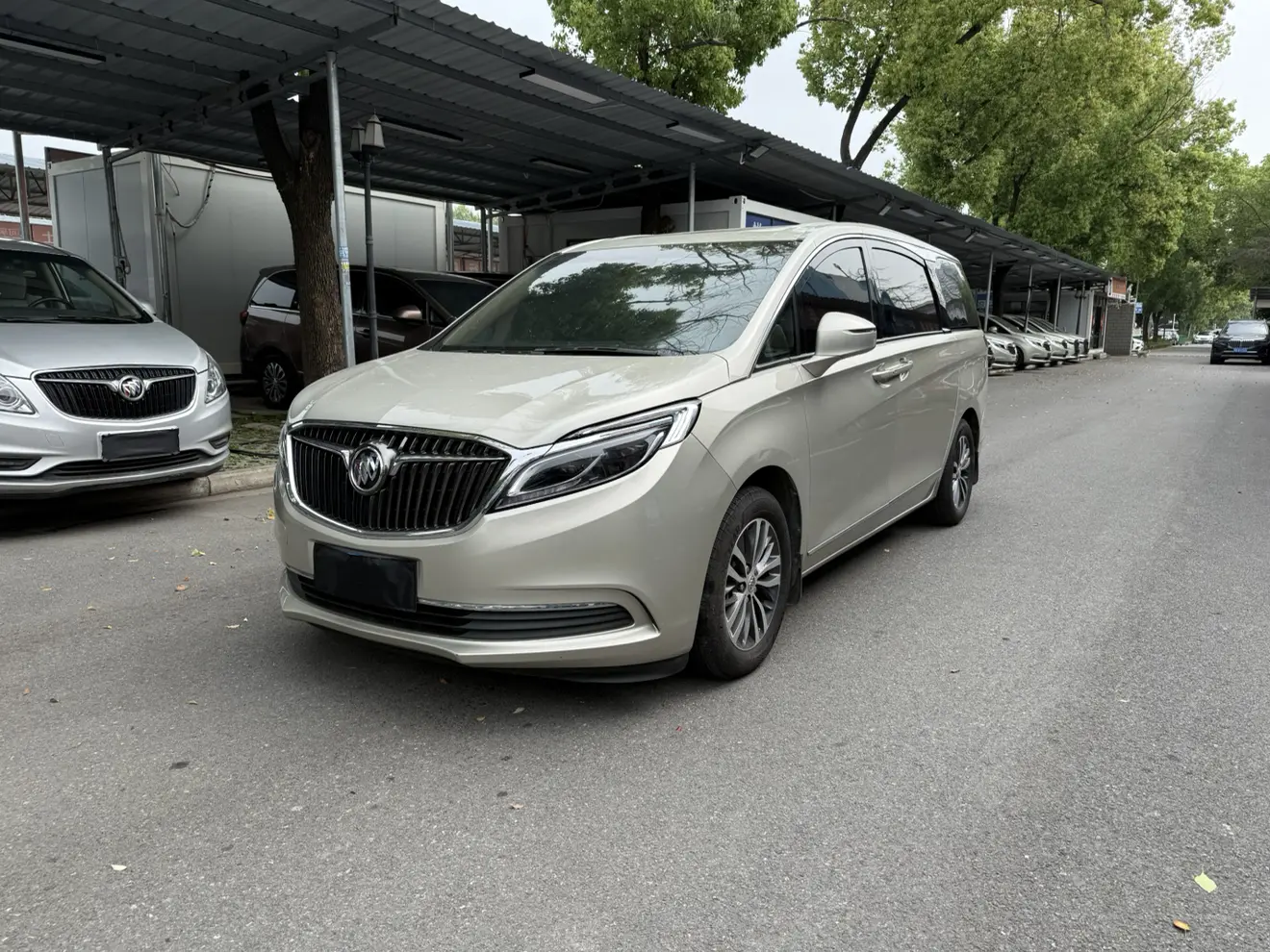 Buick GL8