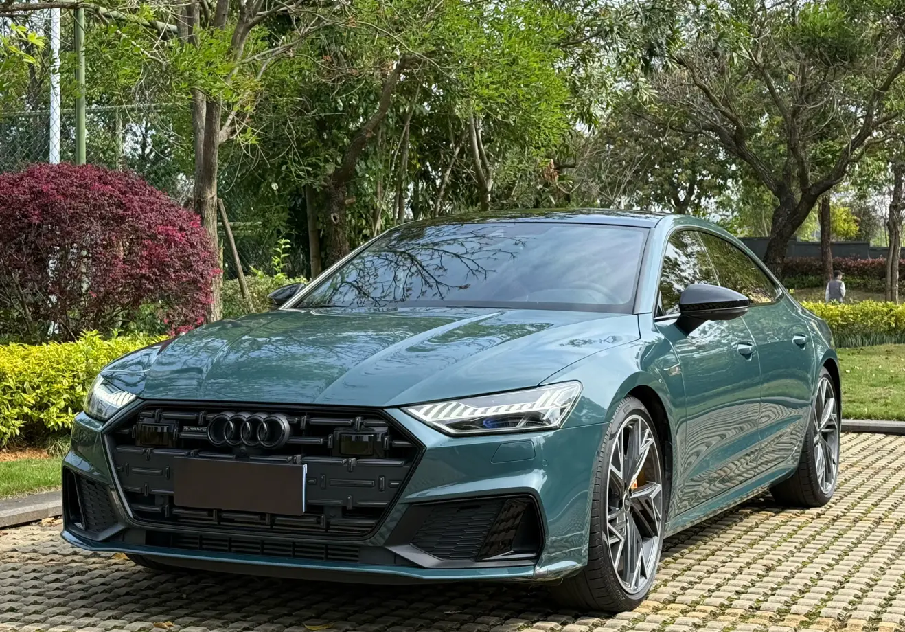 Audi A7L