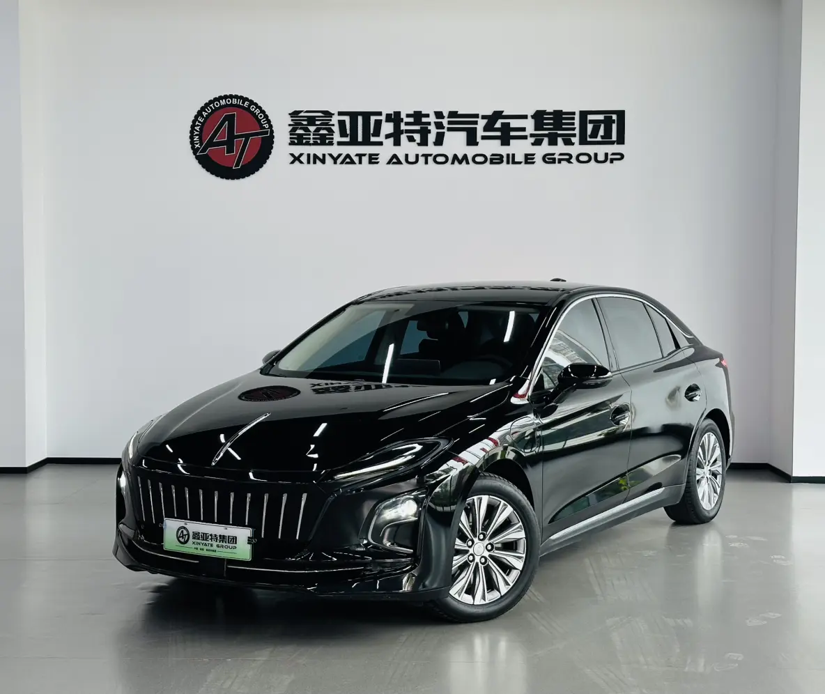 Hongqi E-QM5