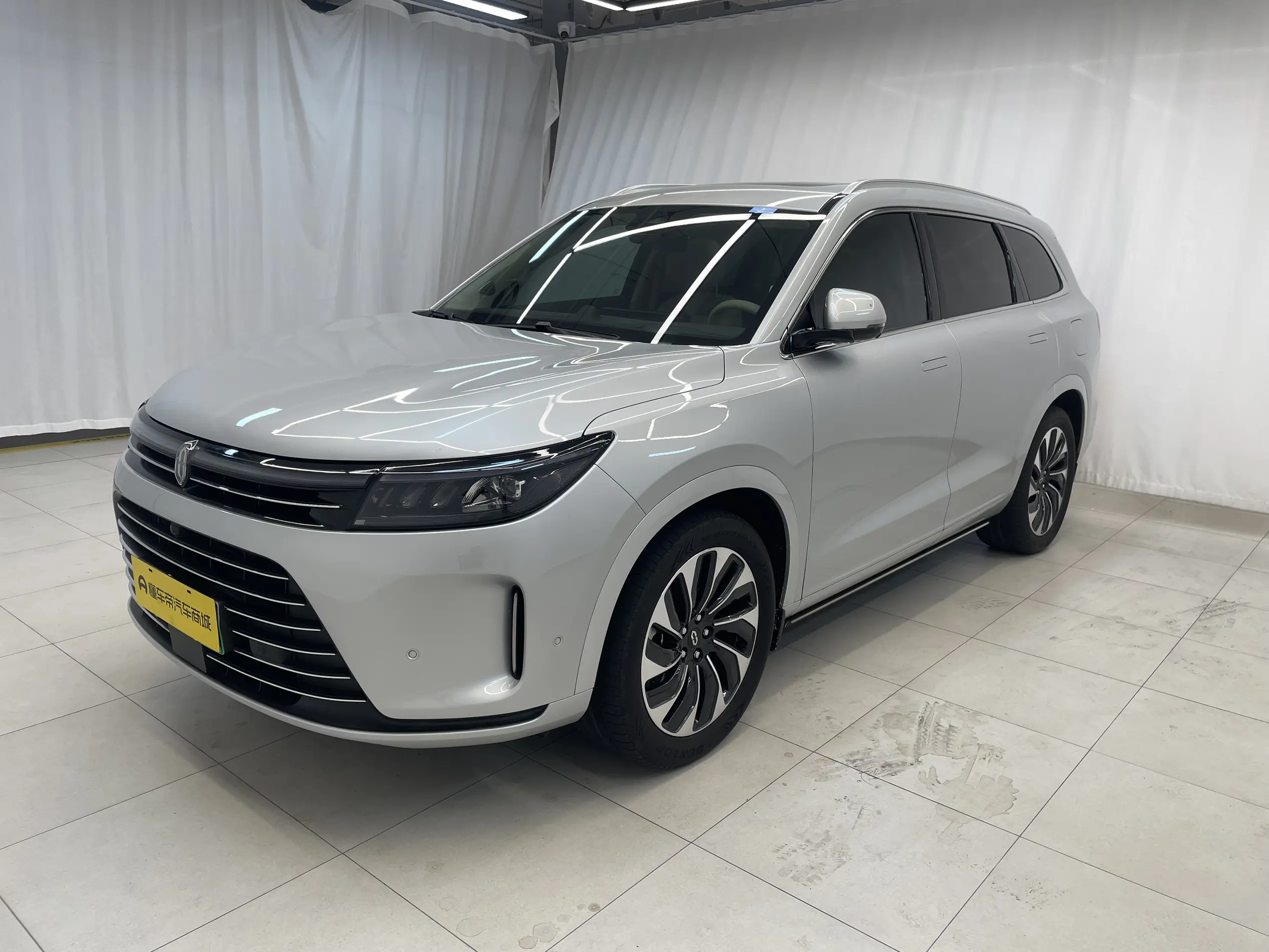 AITO M7