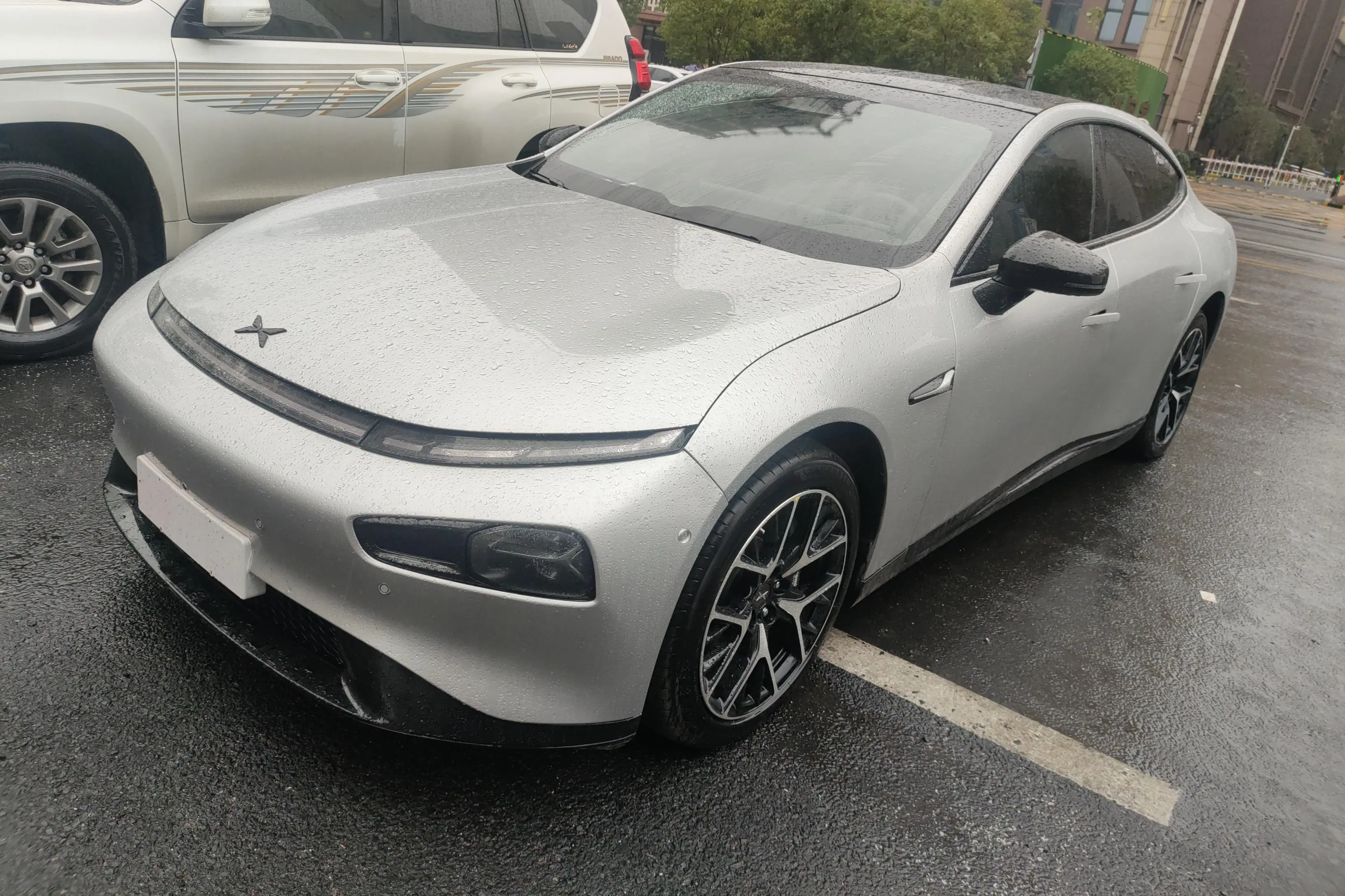 Xpeng P7
