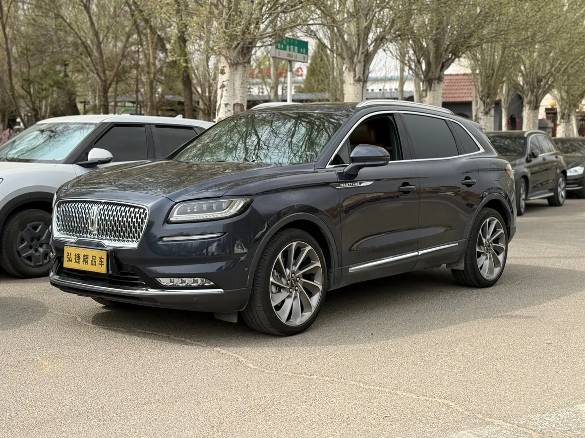 Lincoln Navigator