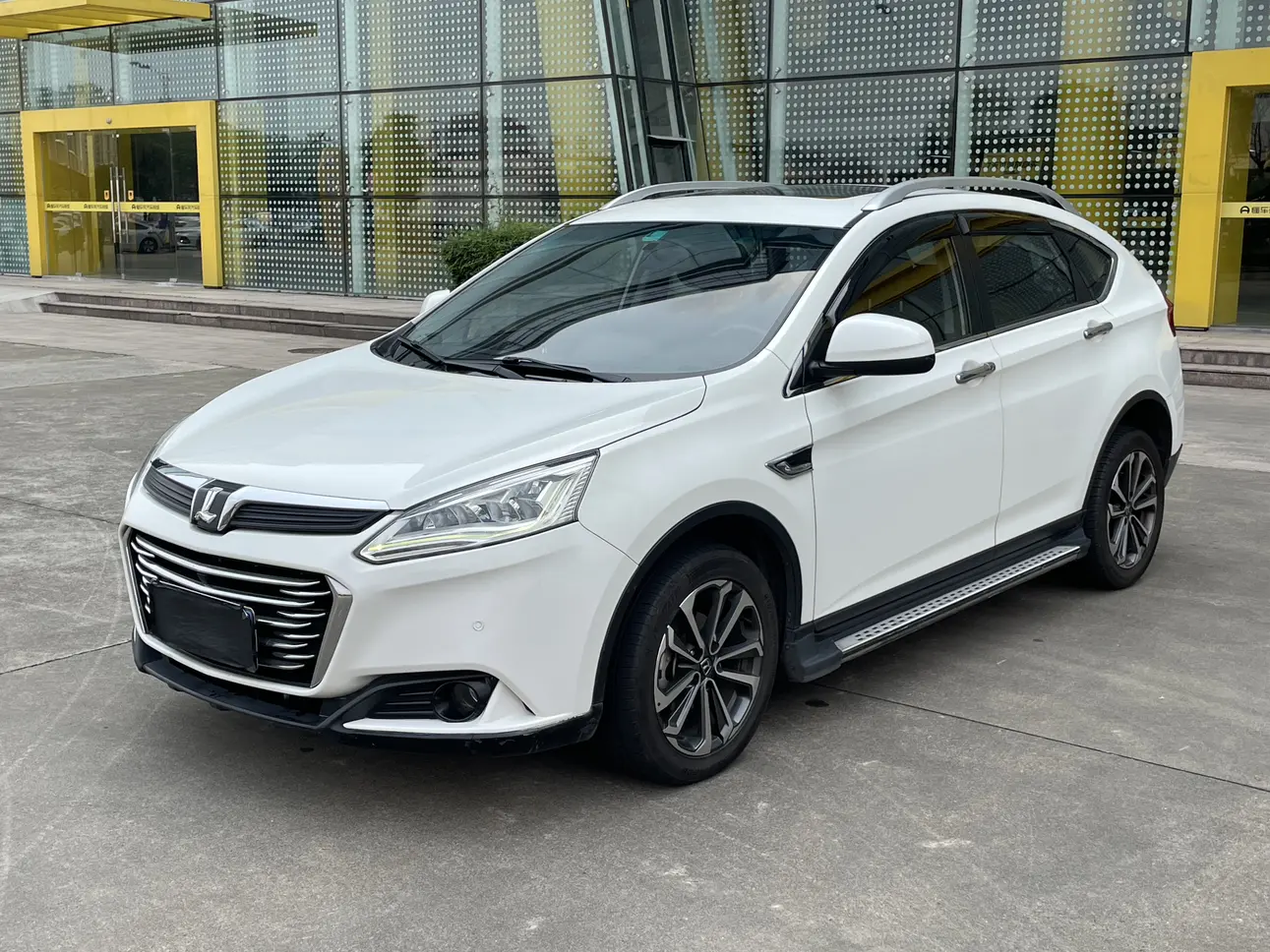 Nazhijie You6 SUV