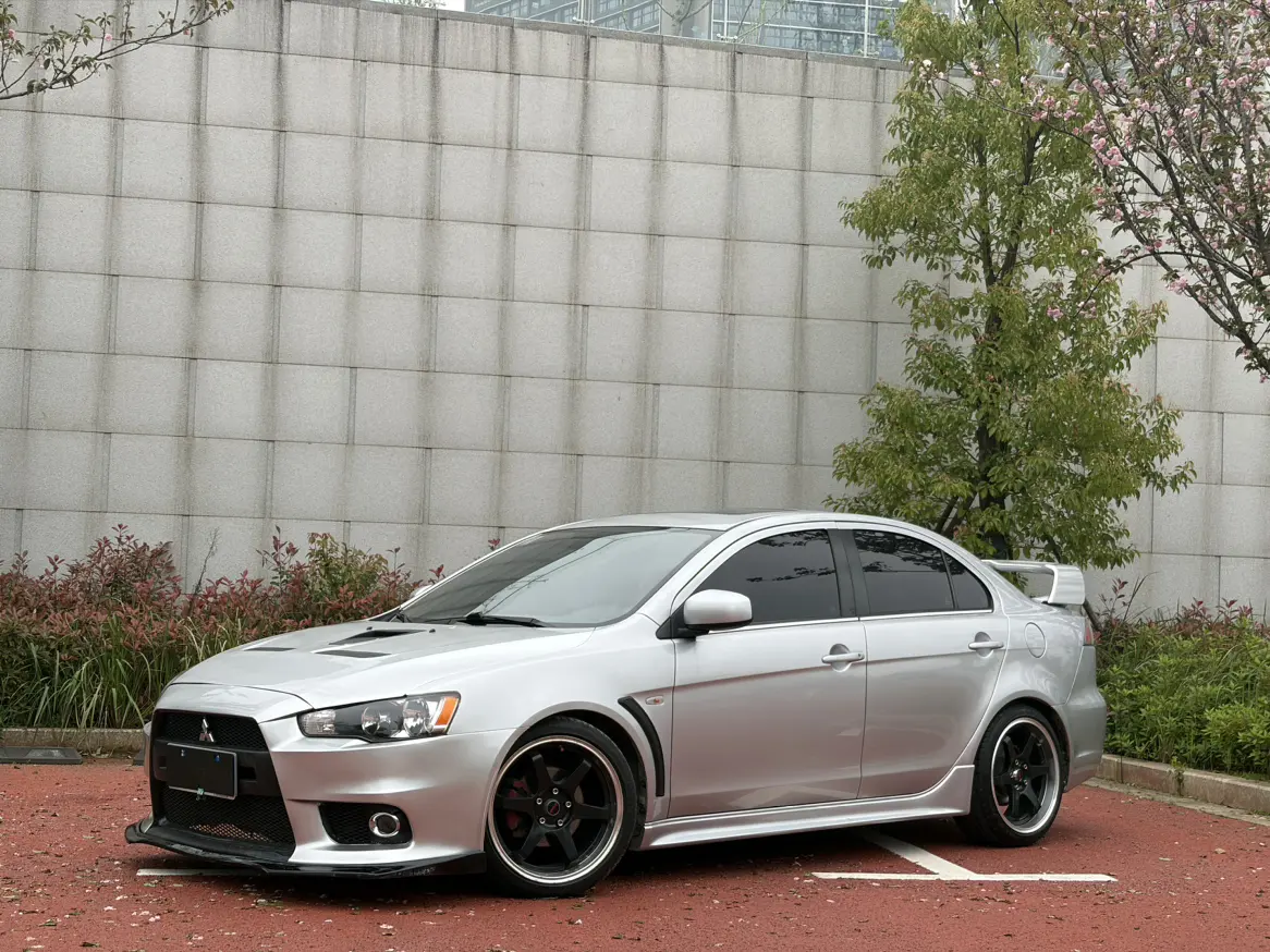 Mitsubishi Winged God