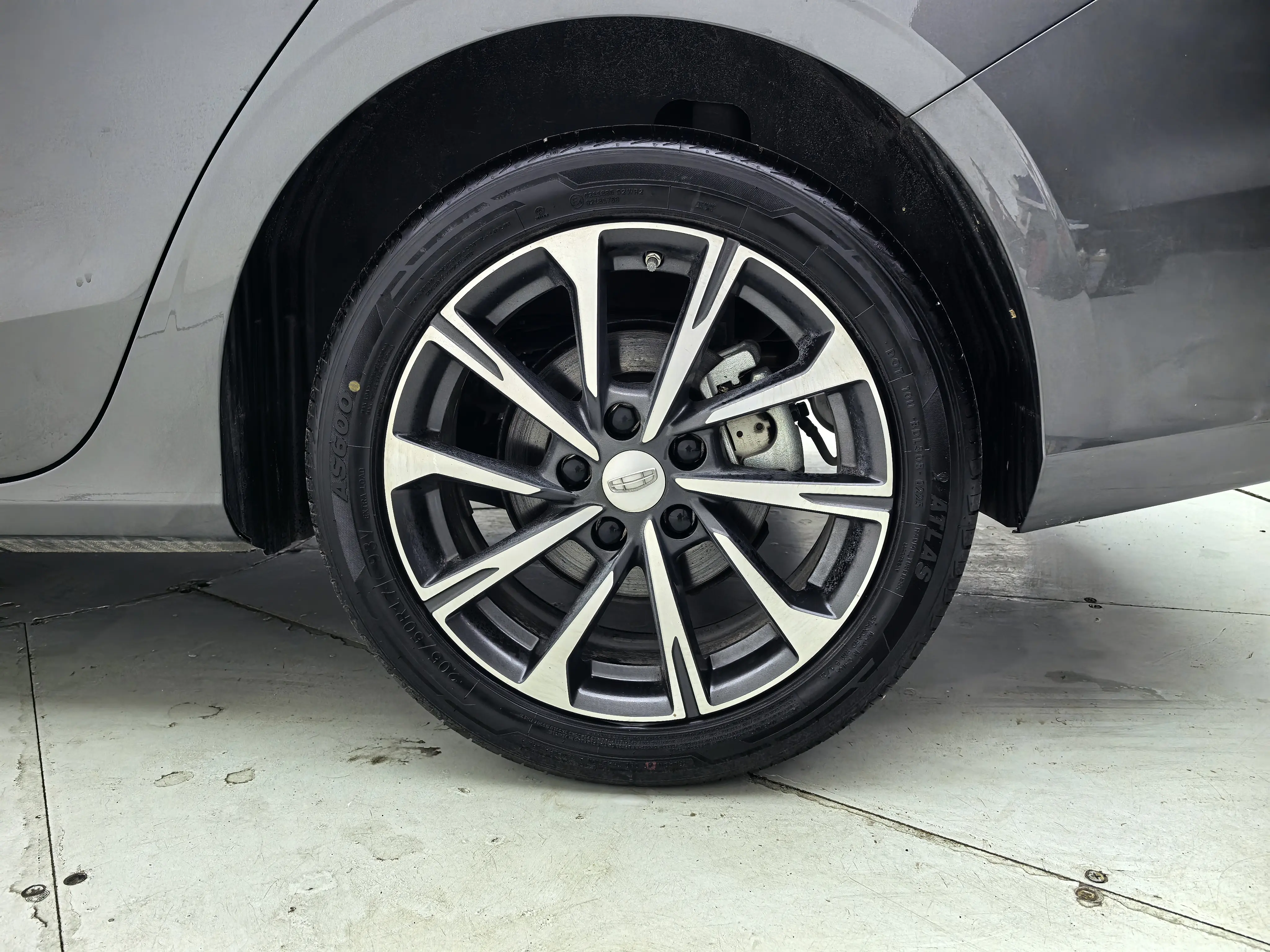 Geely Emgrand