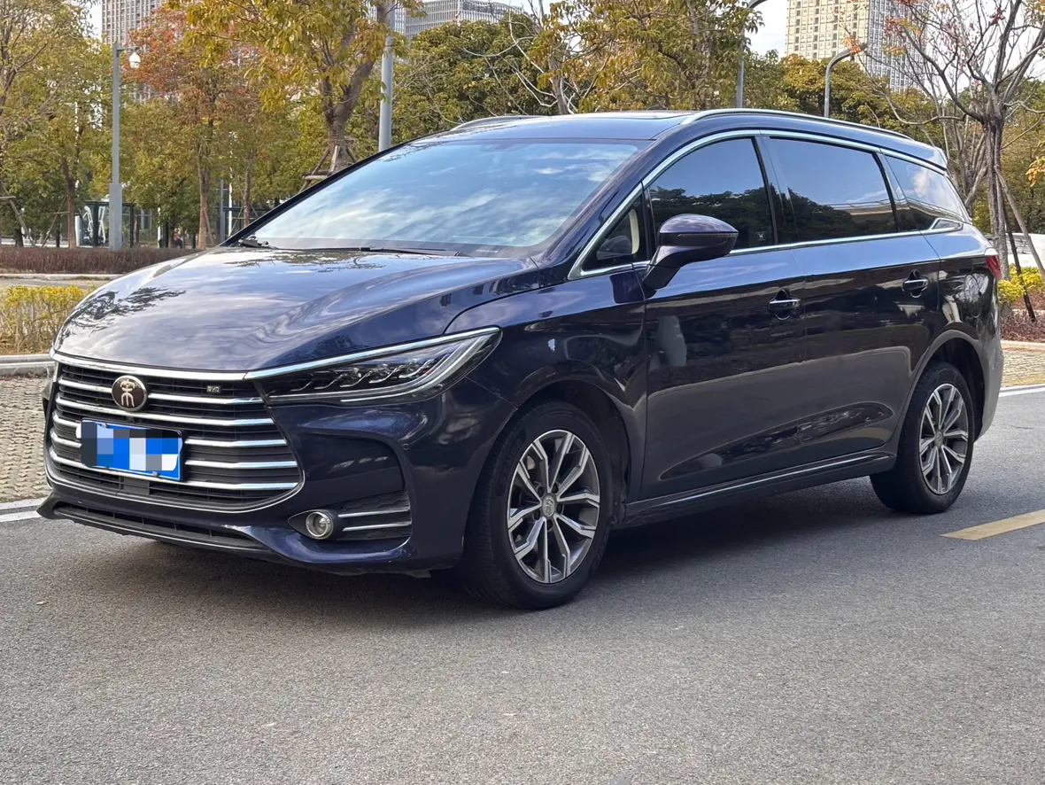 BYD Song MAX