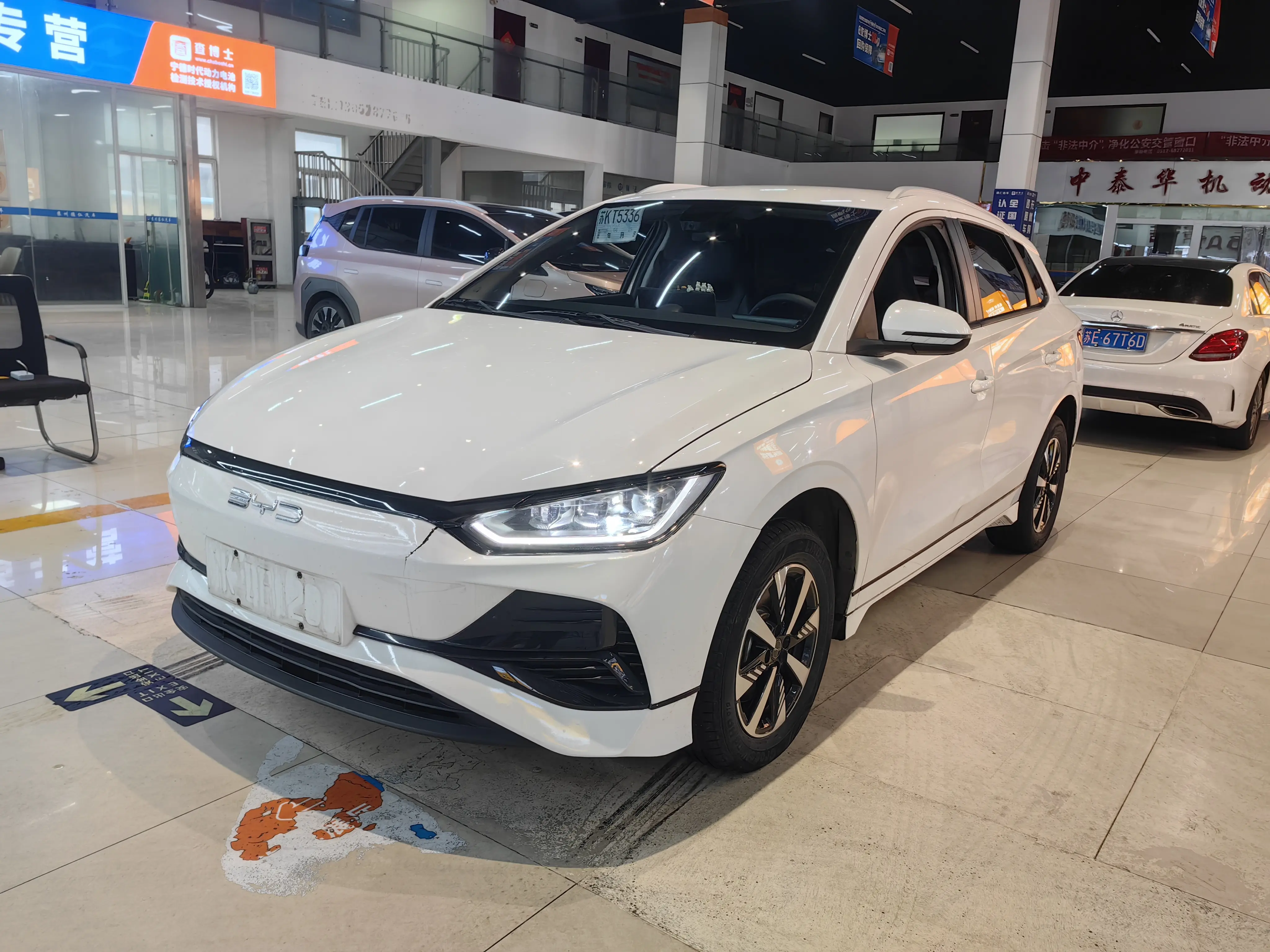 BYD e2