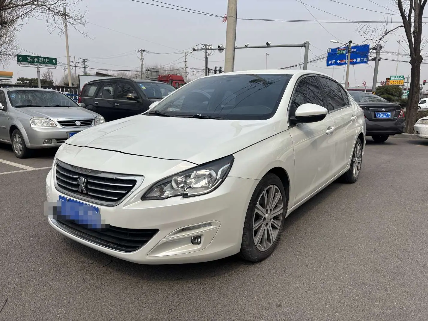Peugeot 408