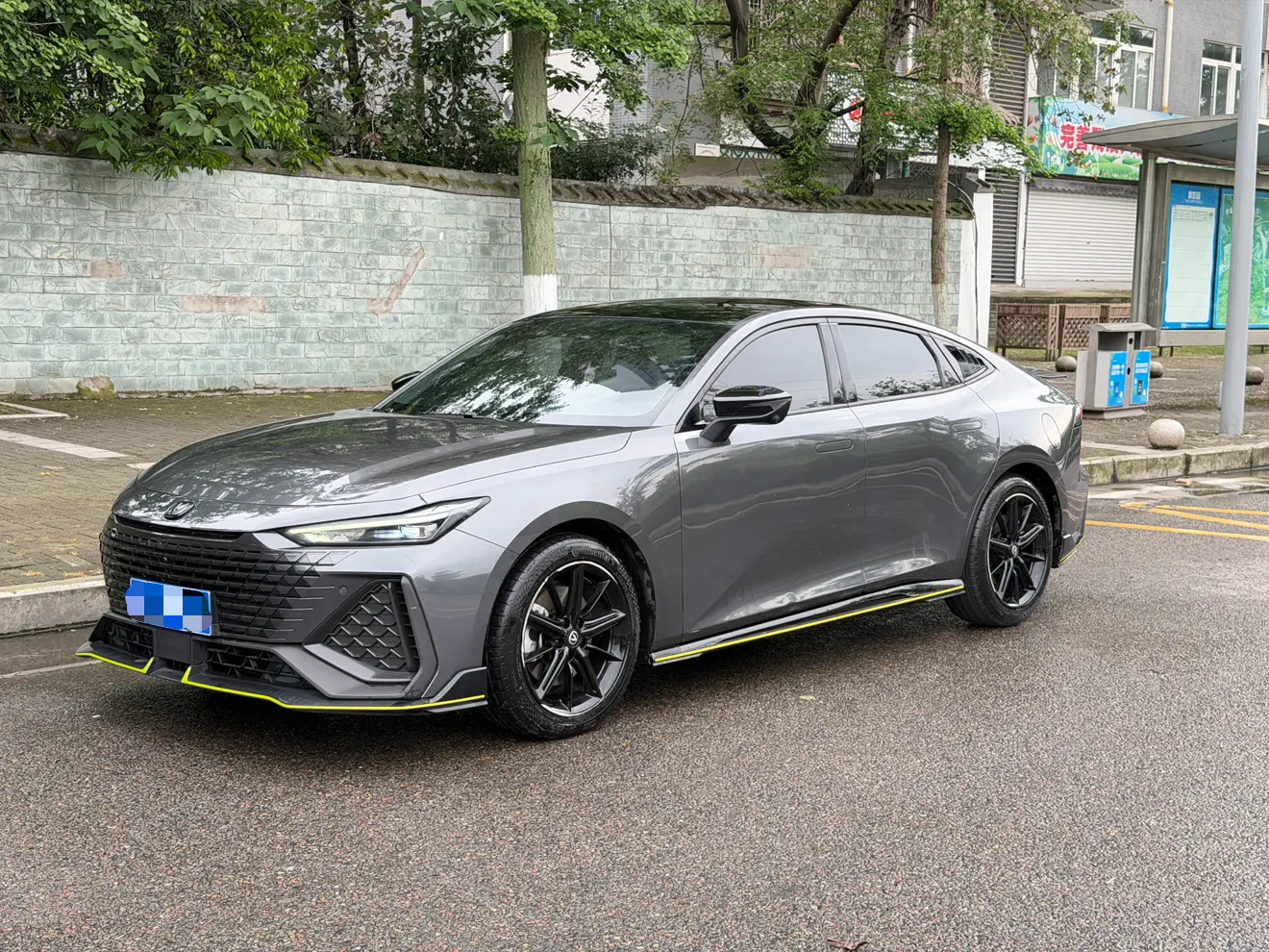 Changan UNI-V