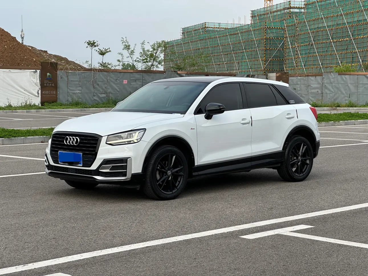 Audi Q2L
